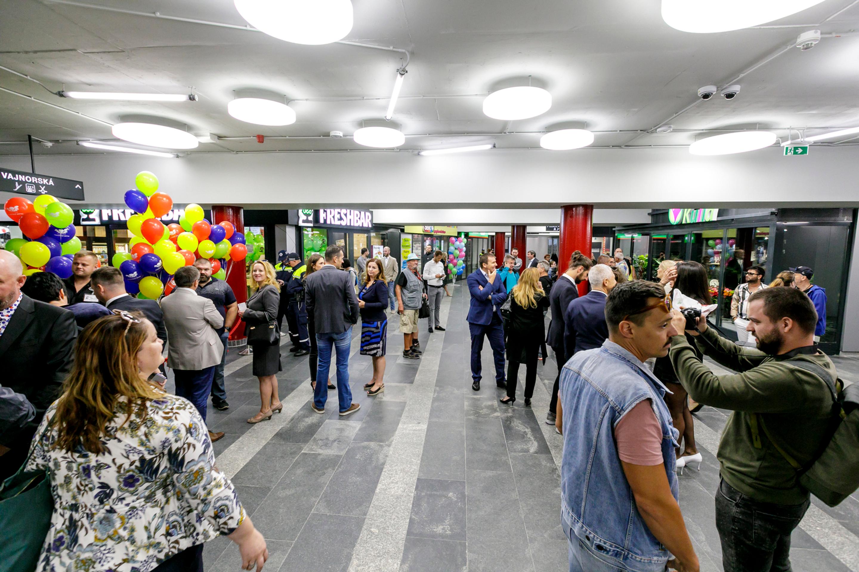 Na snímke oficiálne otvorenie podchodu na Trnavskom mýte