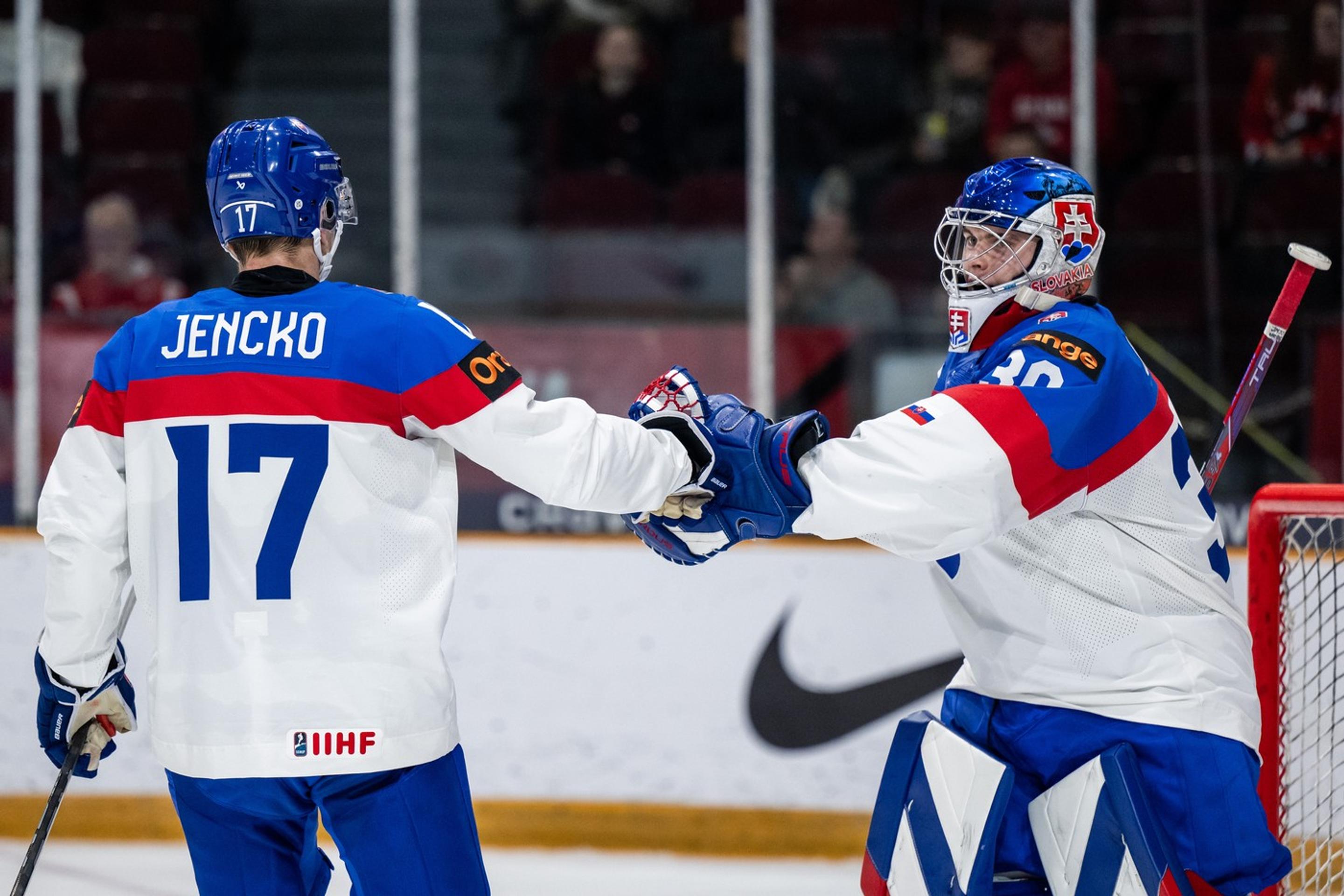 Prvý gól nášho tímu zaznamenal Daniel Jenčko.