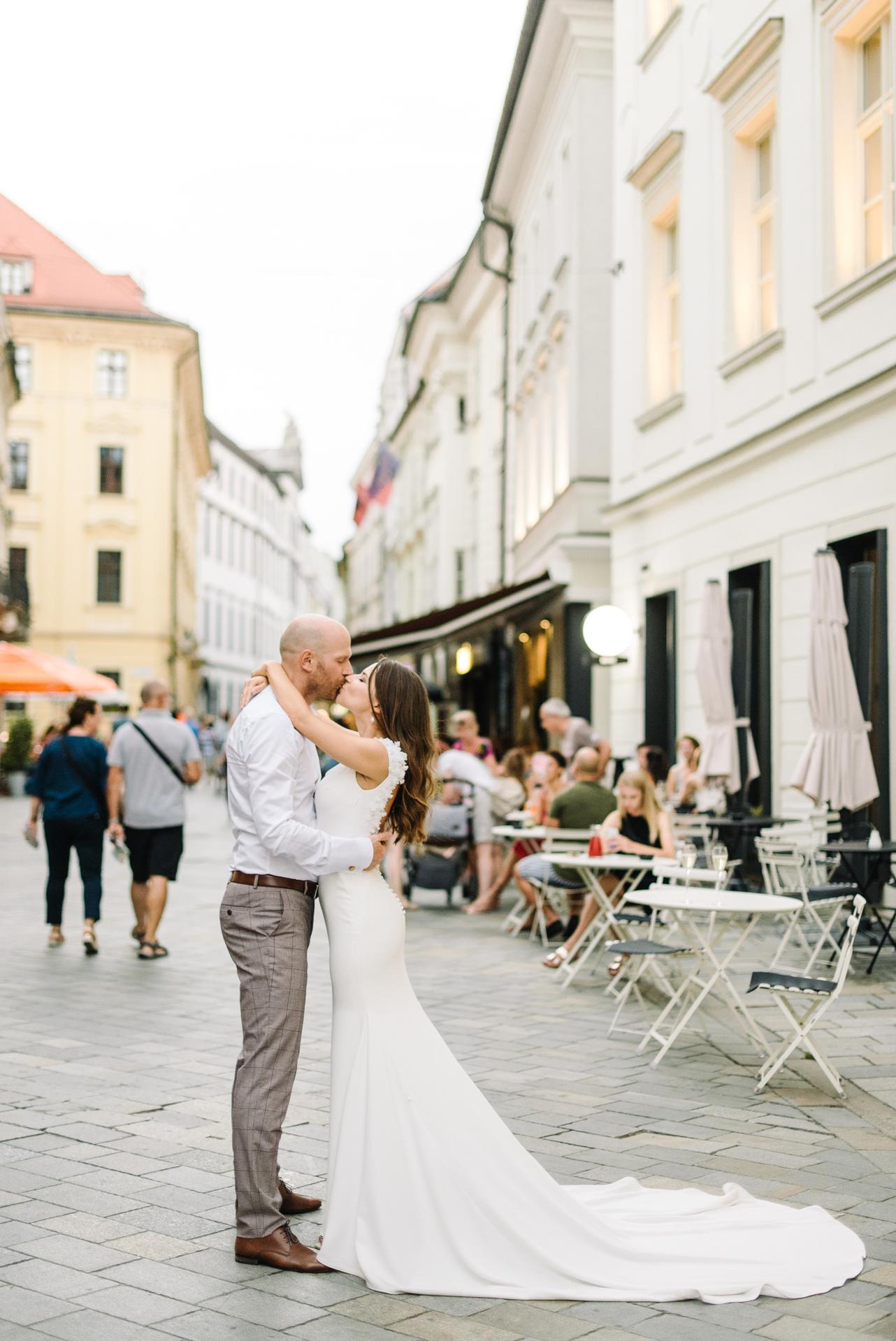 Novomanželský tanec