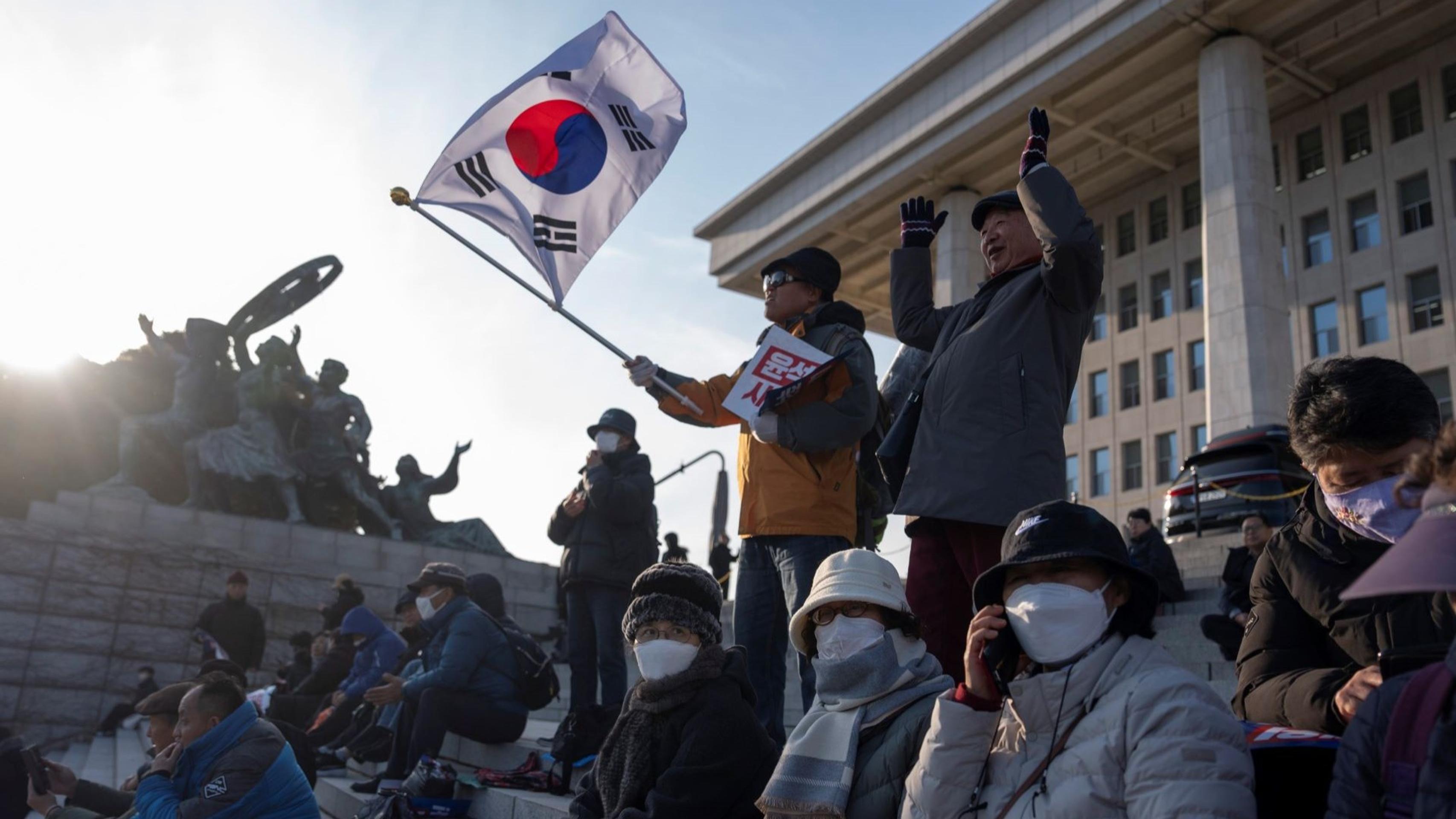 Mimoriadne stanné právo v Južnej Kórei