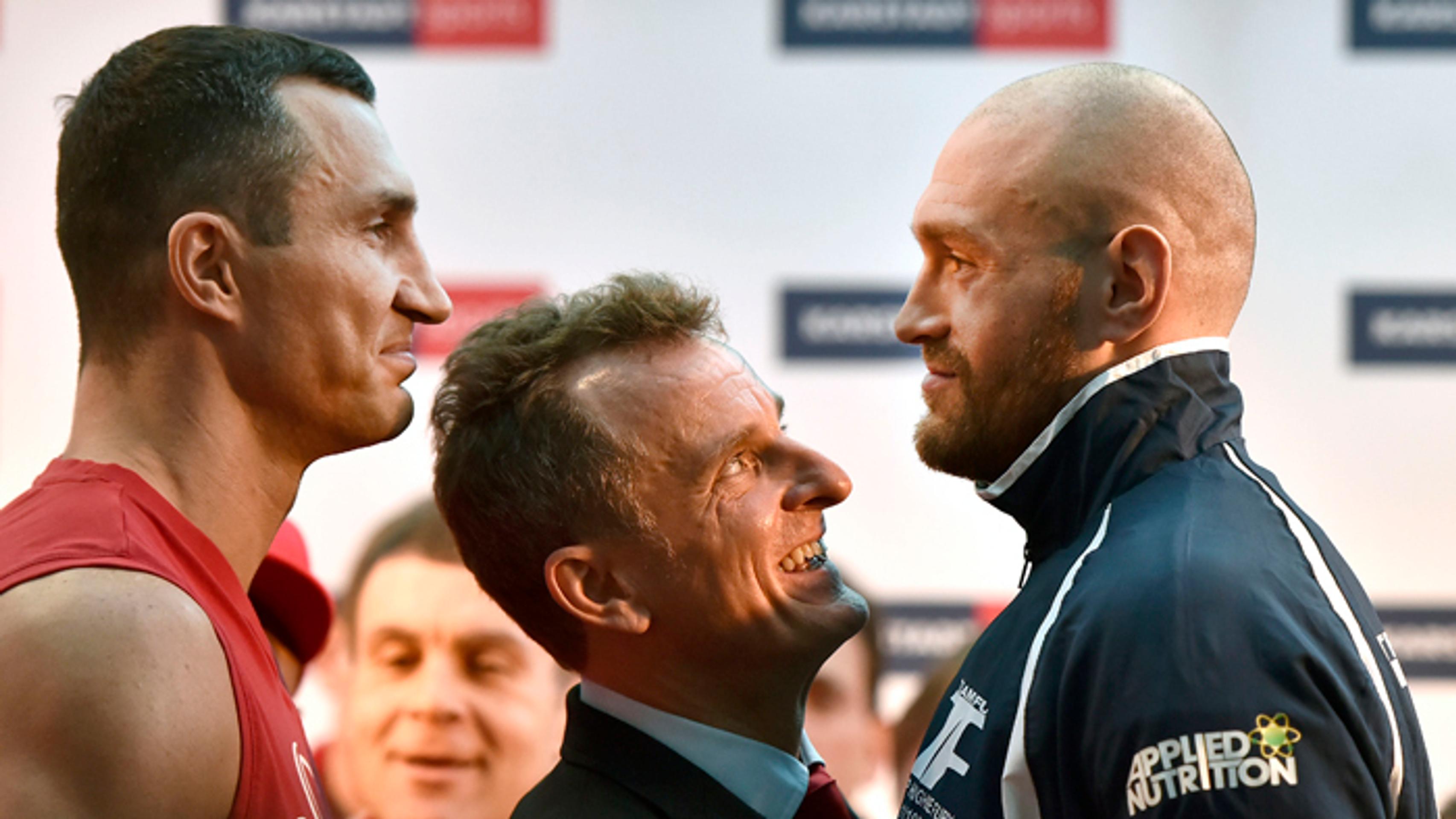 Vladimír Kličko a Tyson Fury po vážení.