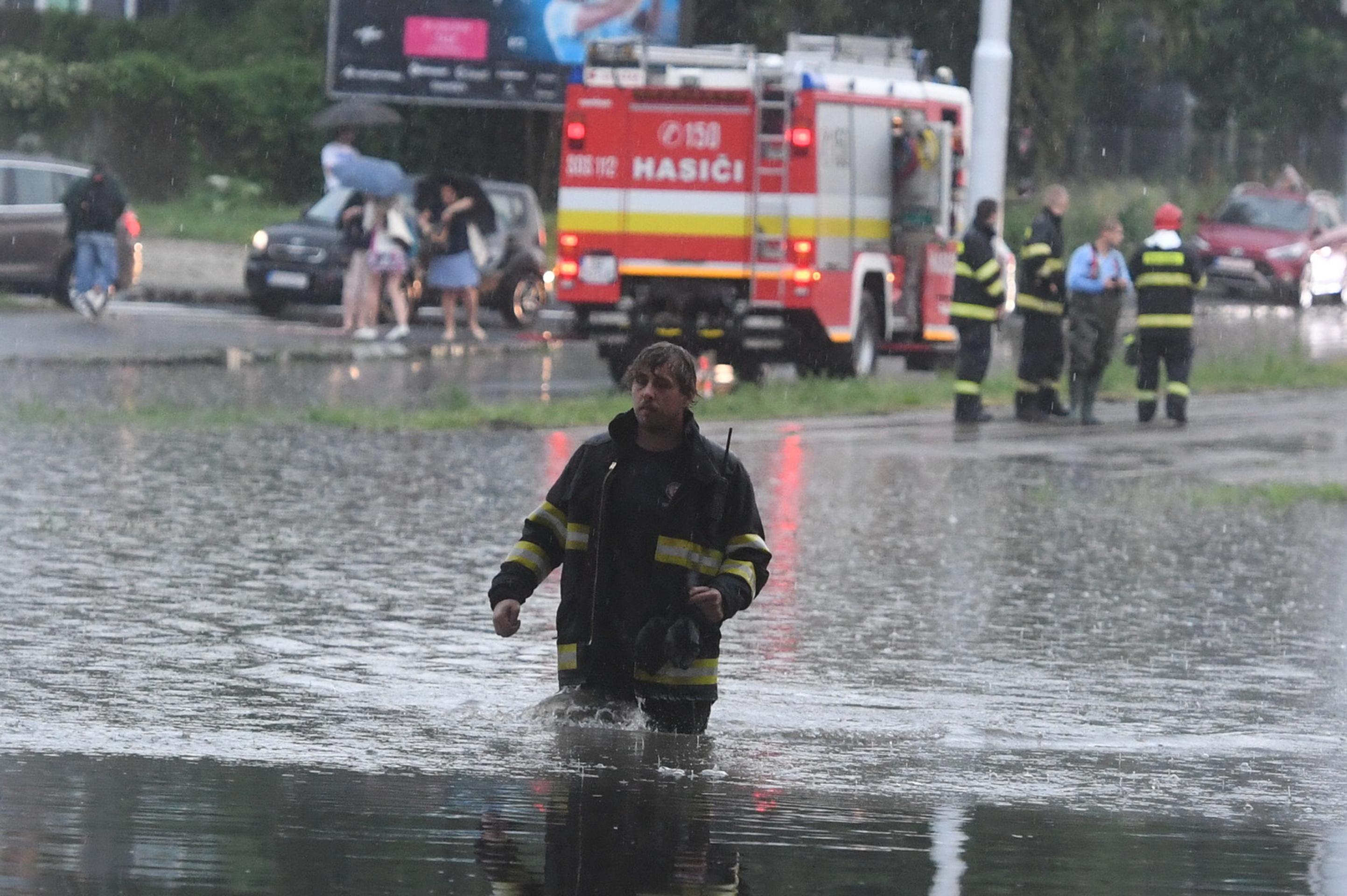 Bratislava po búrke