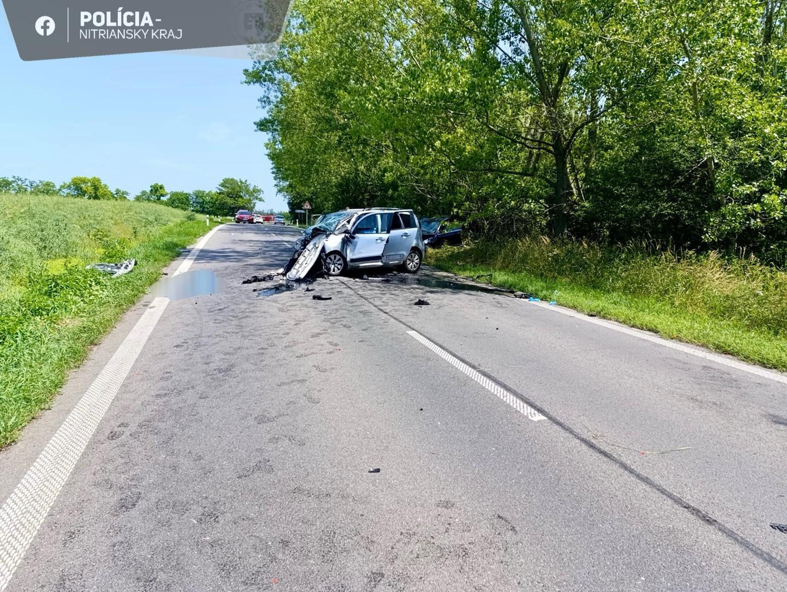 V Citroene sedeli dve osoby, ktoré zrážku neprežili