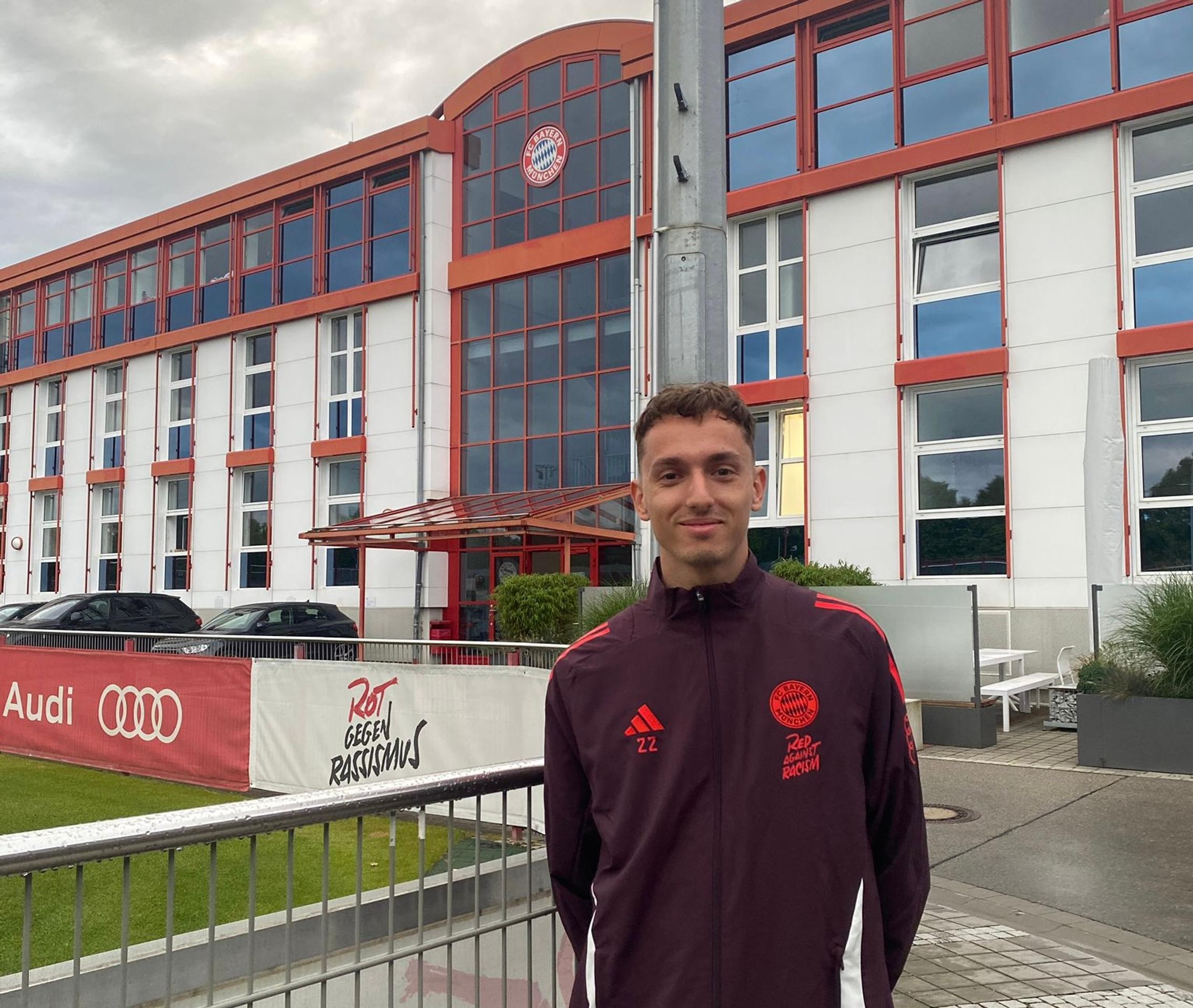 Na slávnej Säbener Strasse.