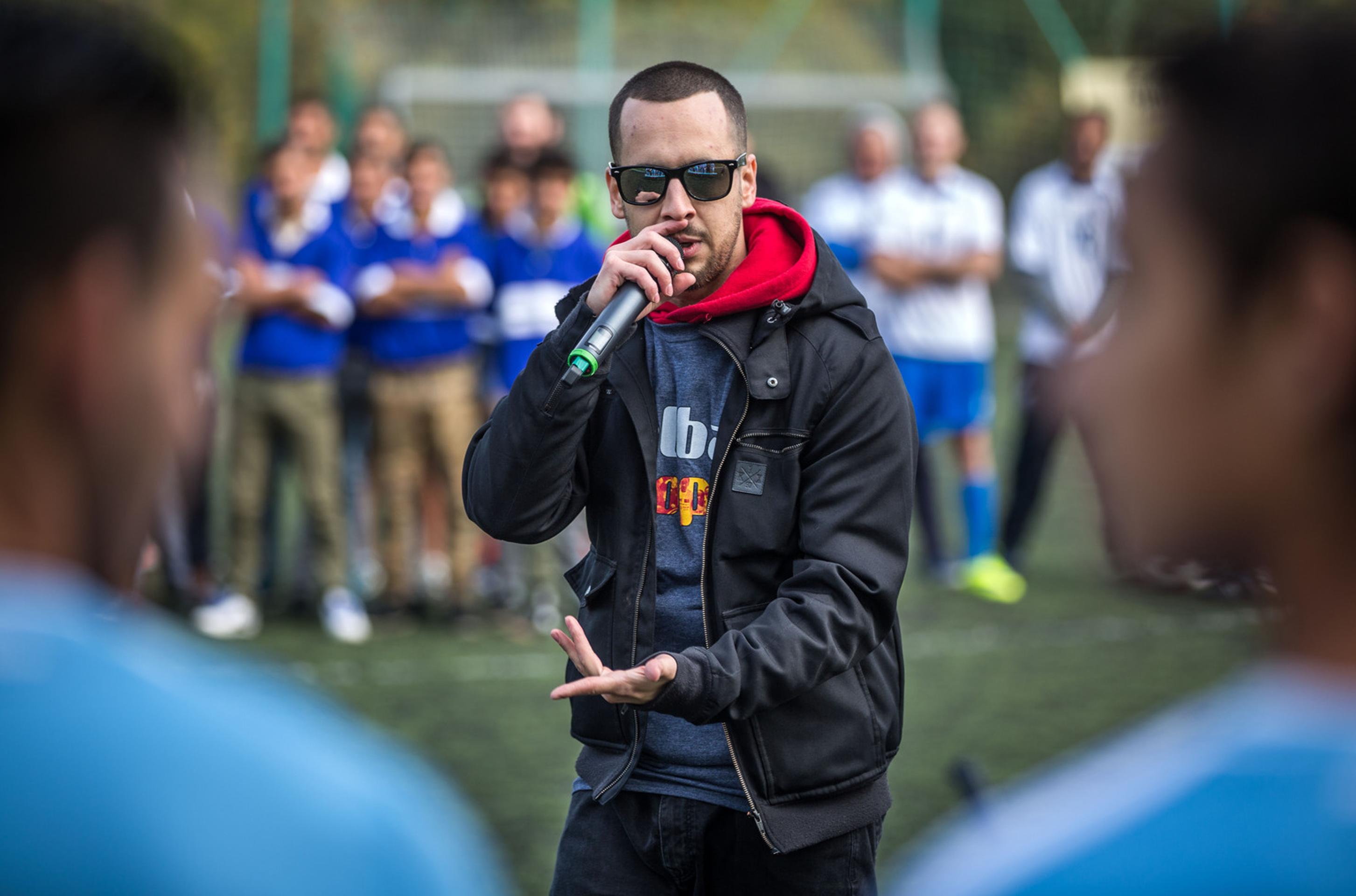 Turnaj otvoril raper Strapo