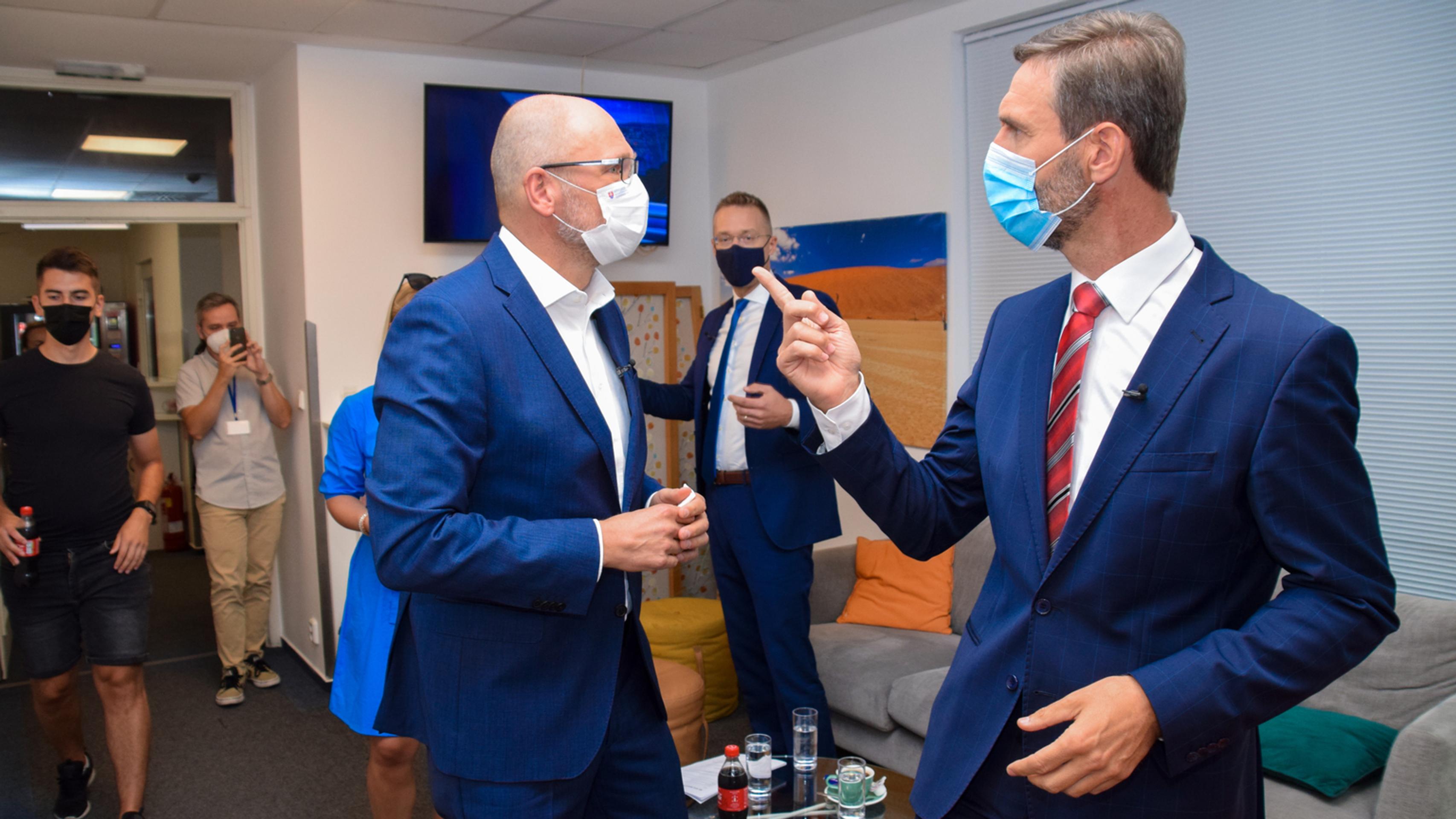 Richard Sulík a Juraj Blanár pred nakrúcaním.