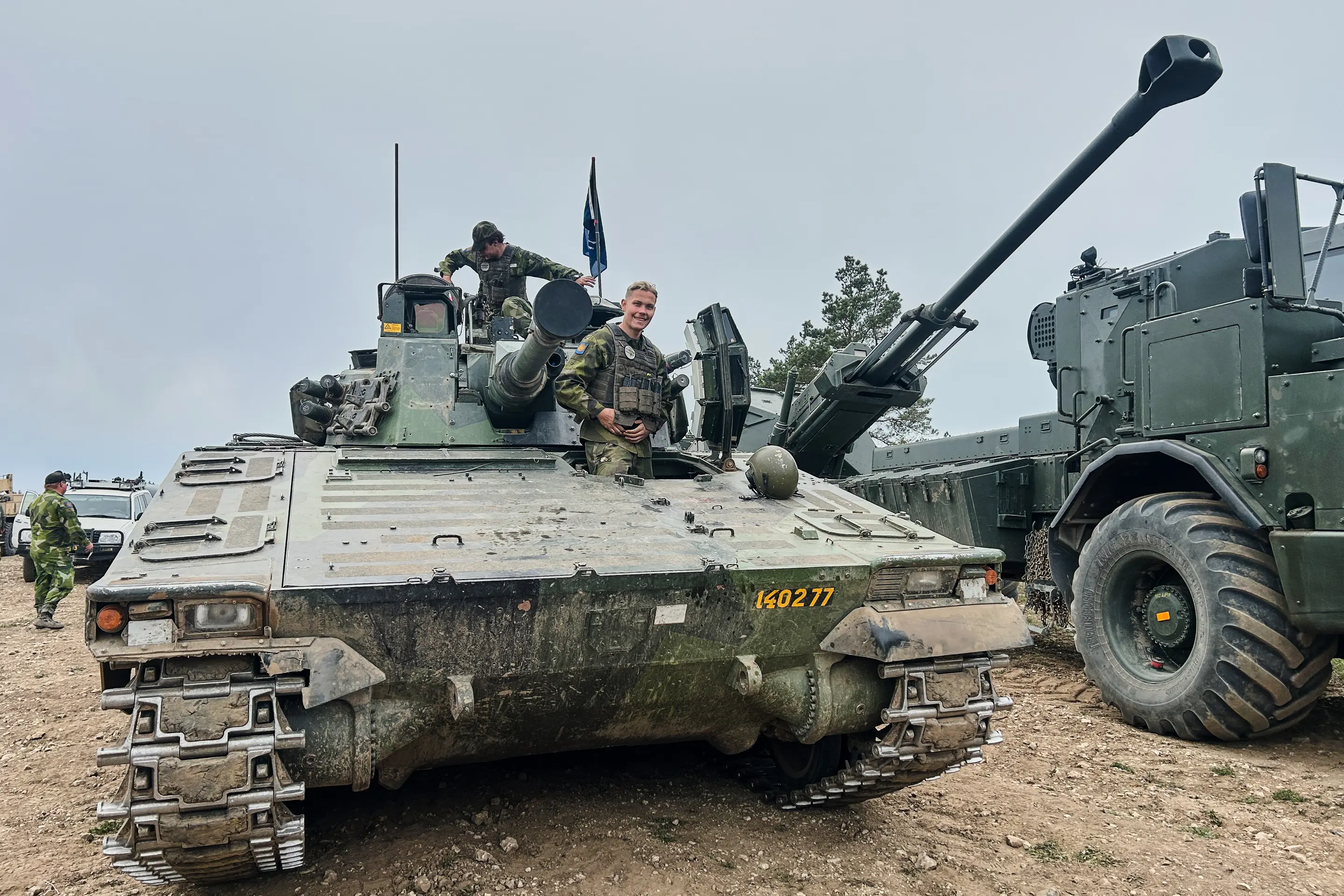 Cvičenie NATO na švédskom ostrove Gotland.
