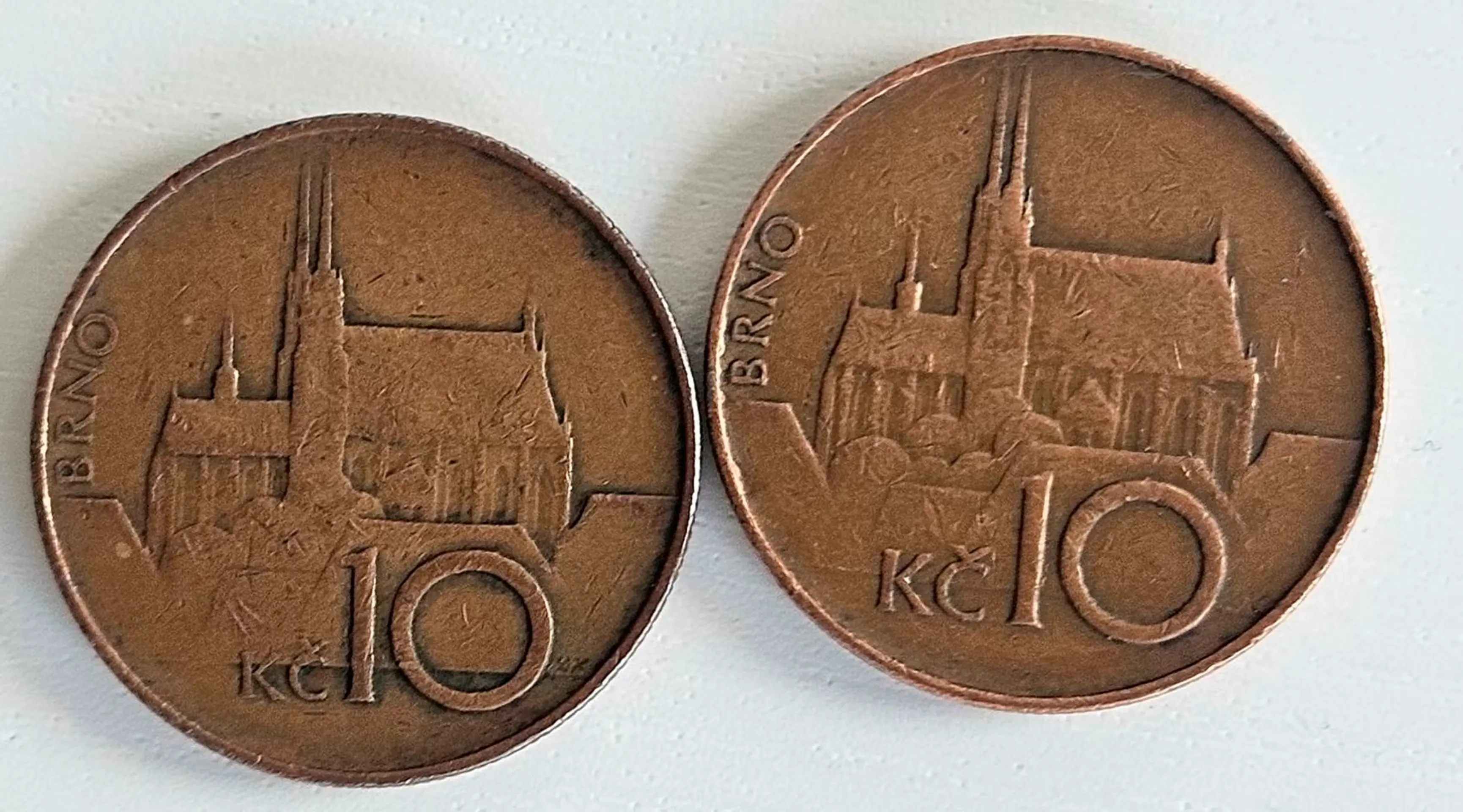 Vzácna desaťkorunáčka z roku 1993.