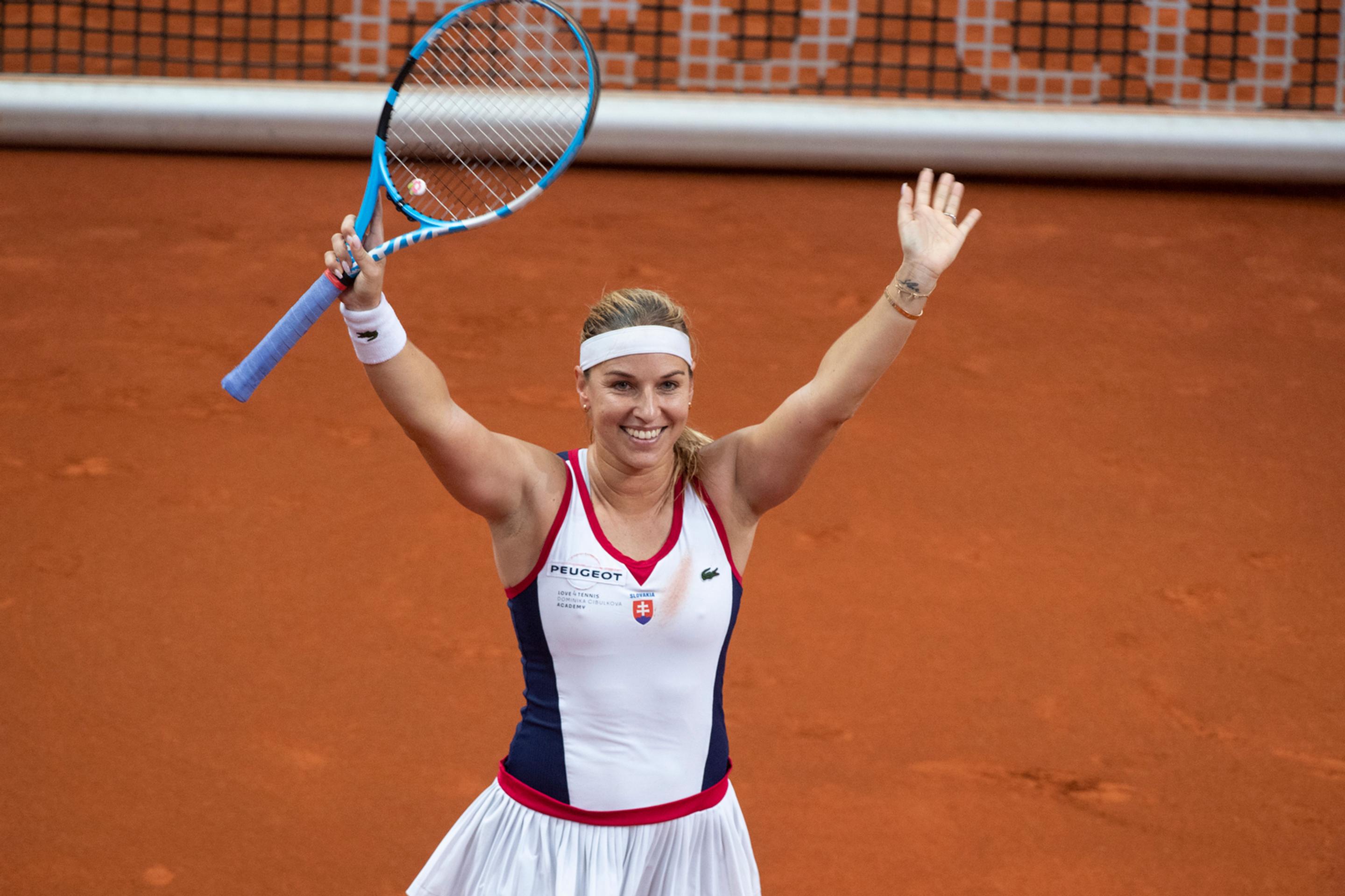 Tenistka Dominika Cibulková oslavuje triumf vo svojom poslednom zápase za reprezentáciu.