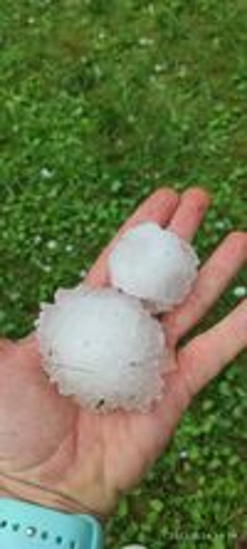 Krúpy, ktoré na severe padali v sobotu