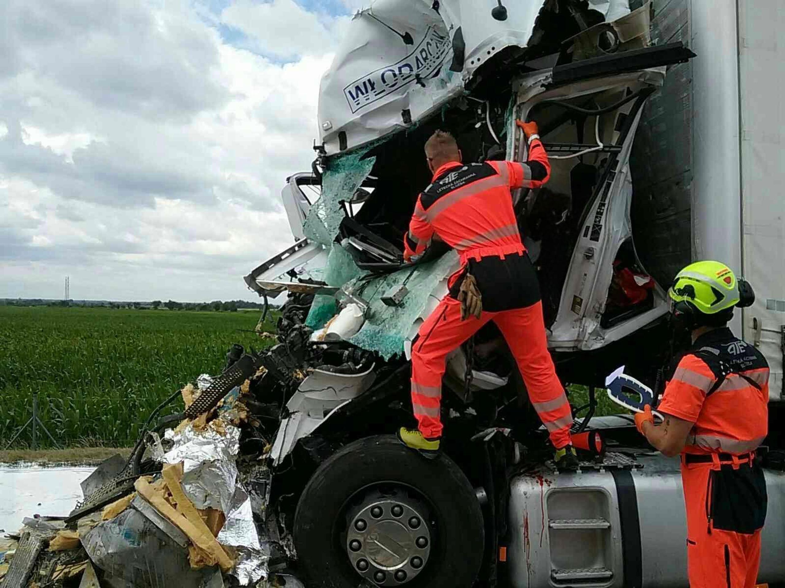 Zrazili sa tri kamióny