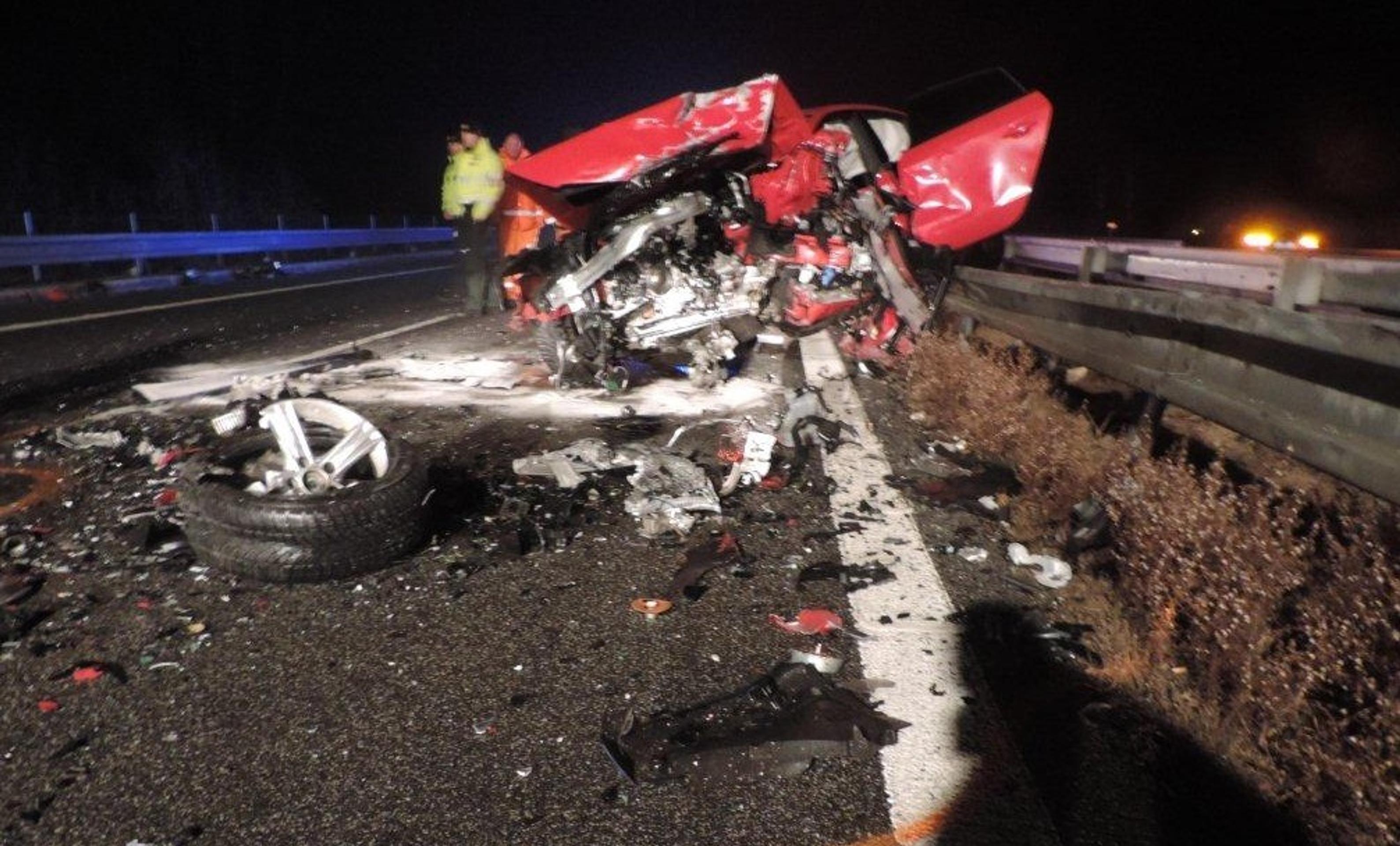 Sila nárazu musela byť brutálna.