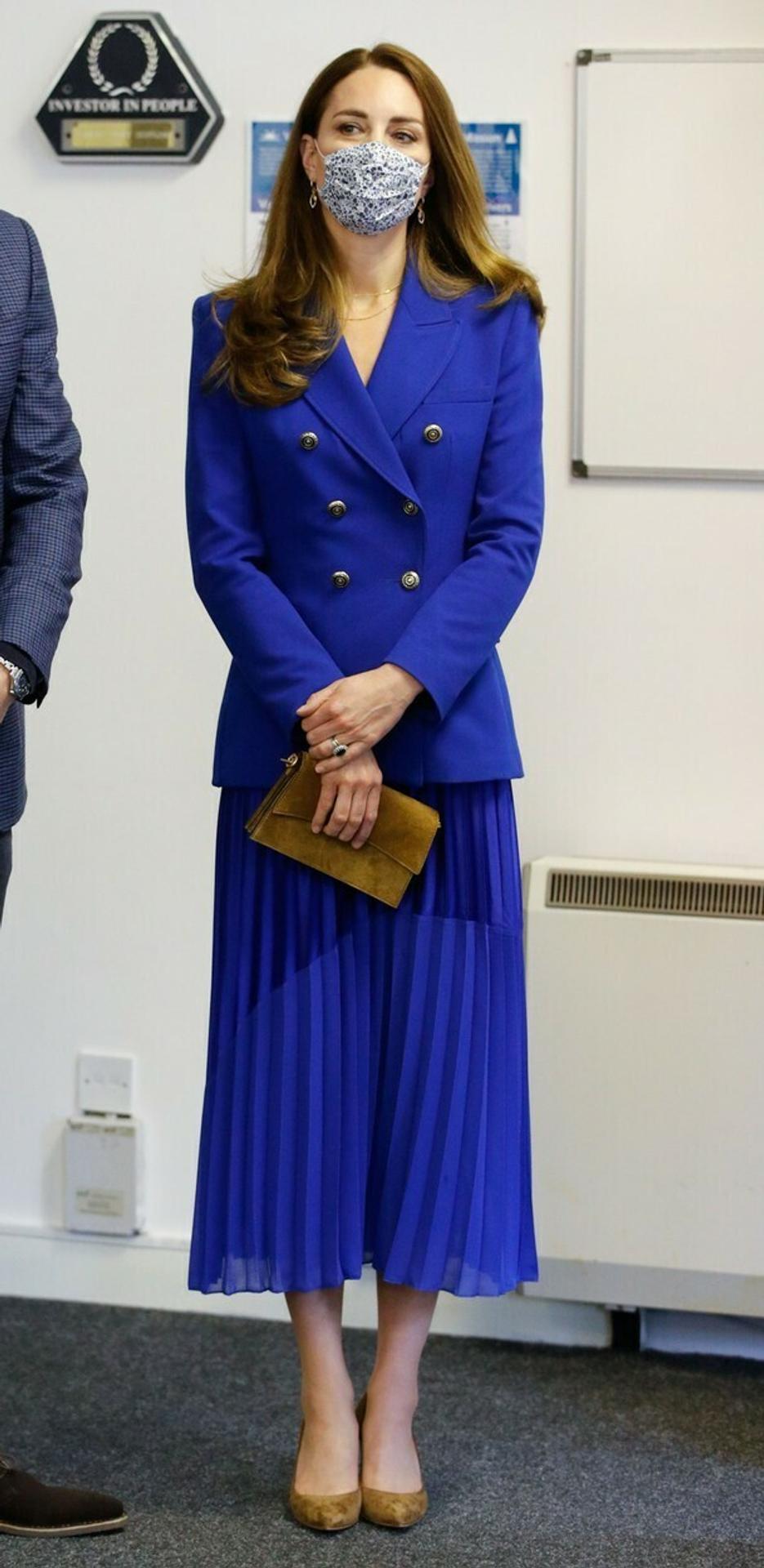 Vojvodkyňa z Cambridge sa pripojila k princovi Williamovi na návšteve Škótska.