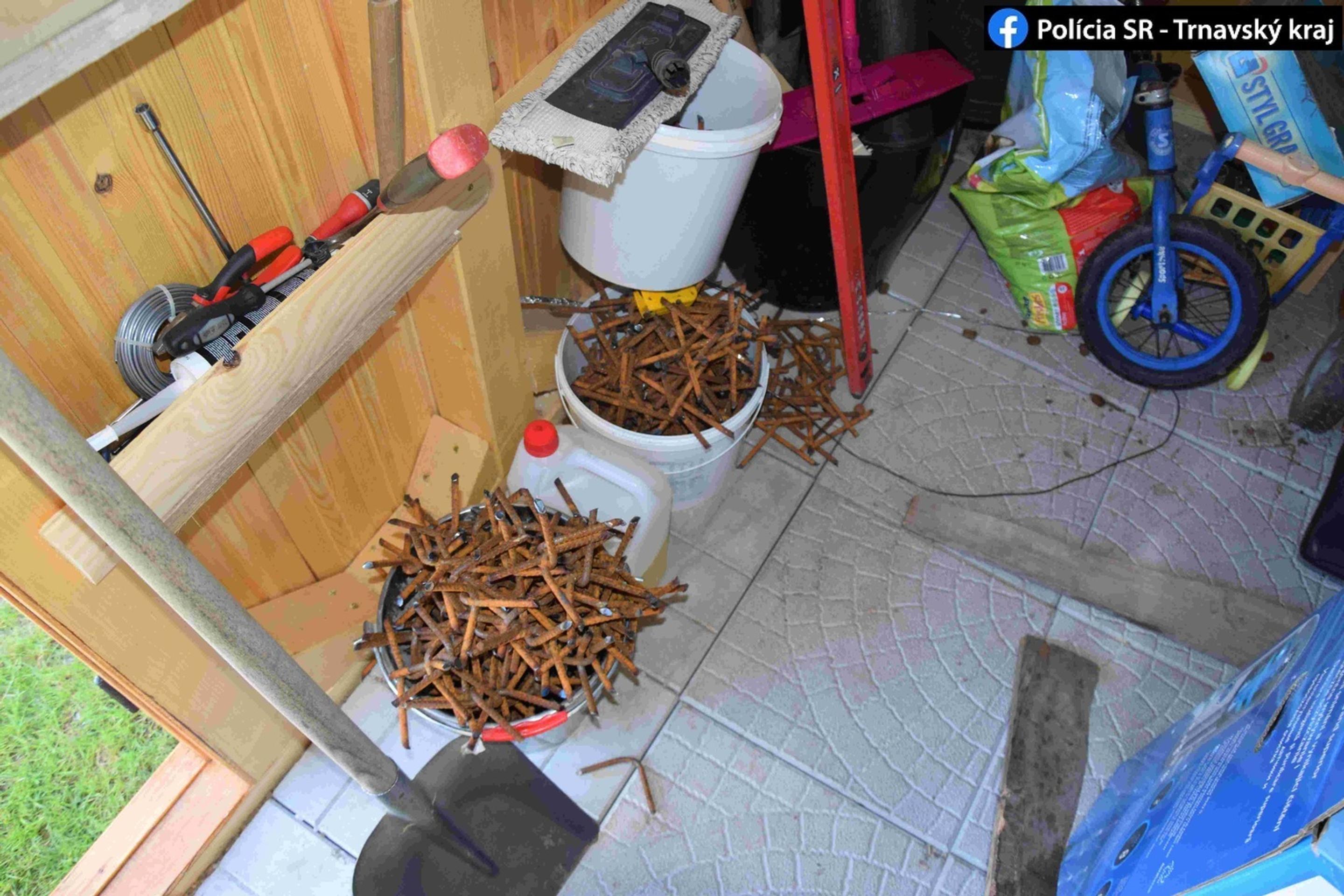 Polícia zadržala bankomatovú mafiu, ktorá v januári vykradla bankomat