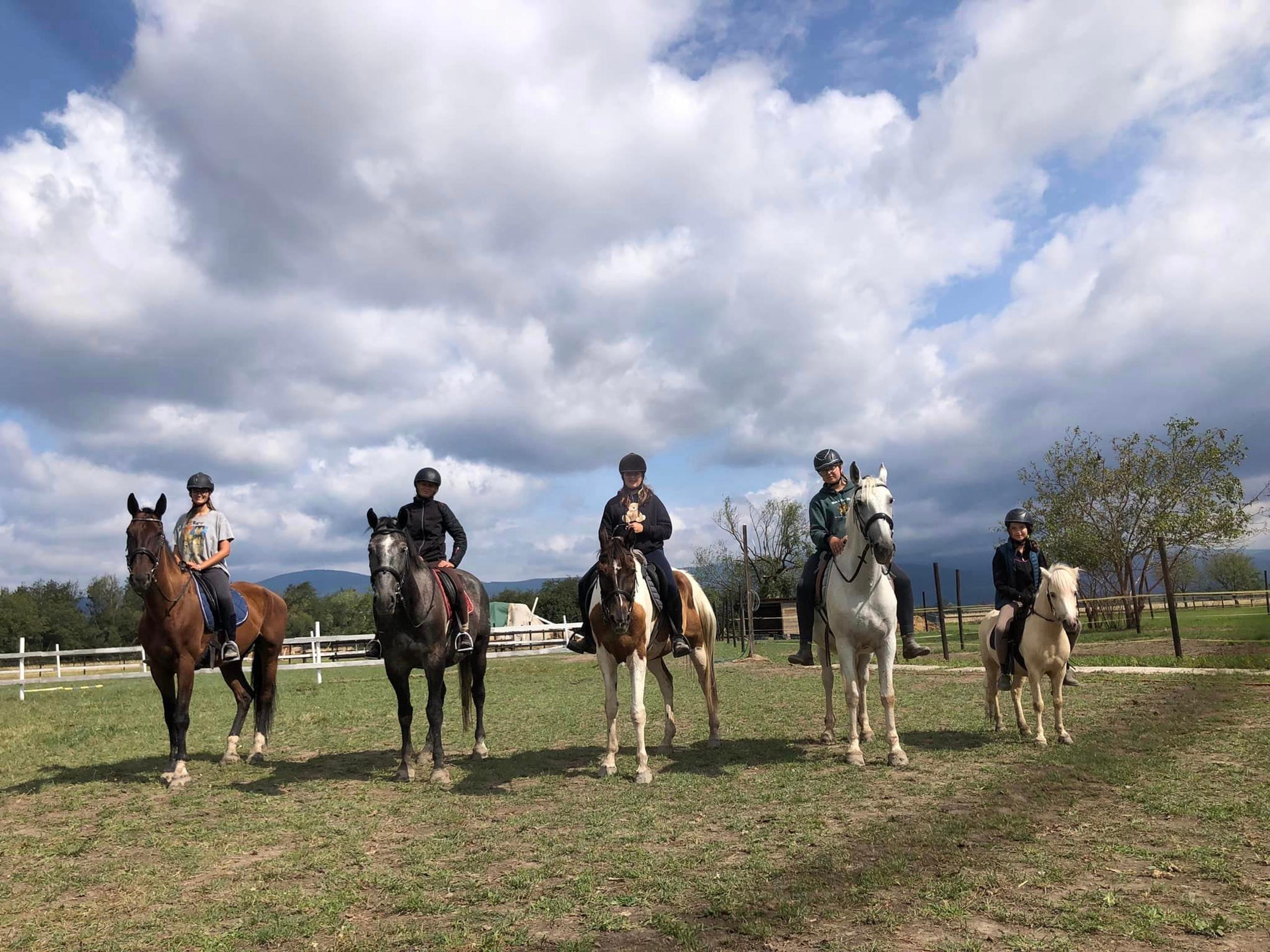 Jazdecká škola v Závadke.