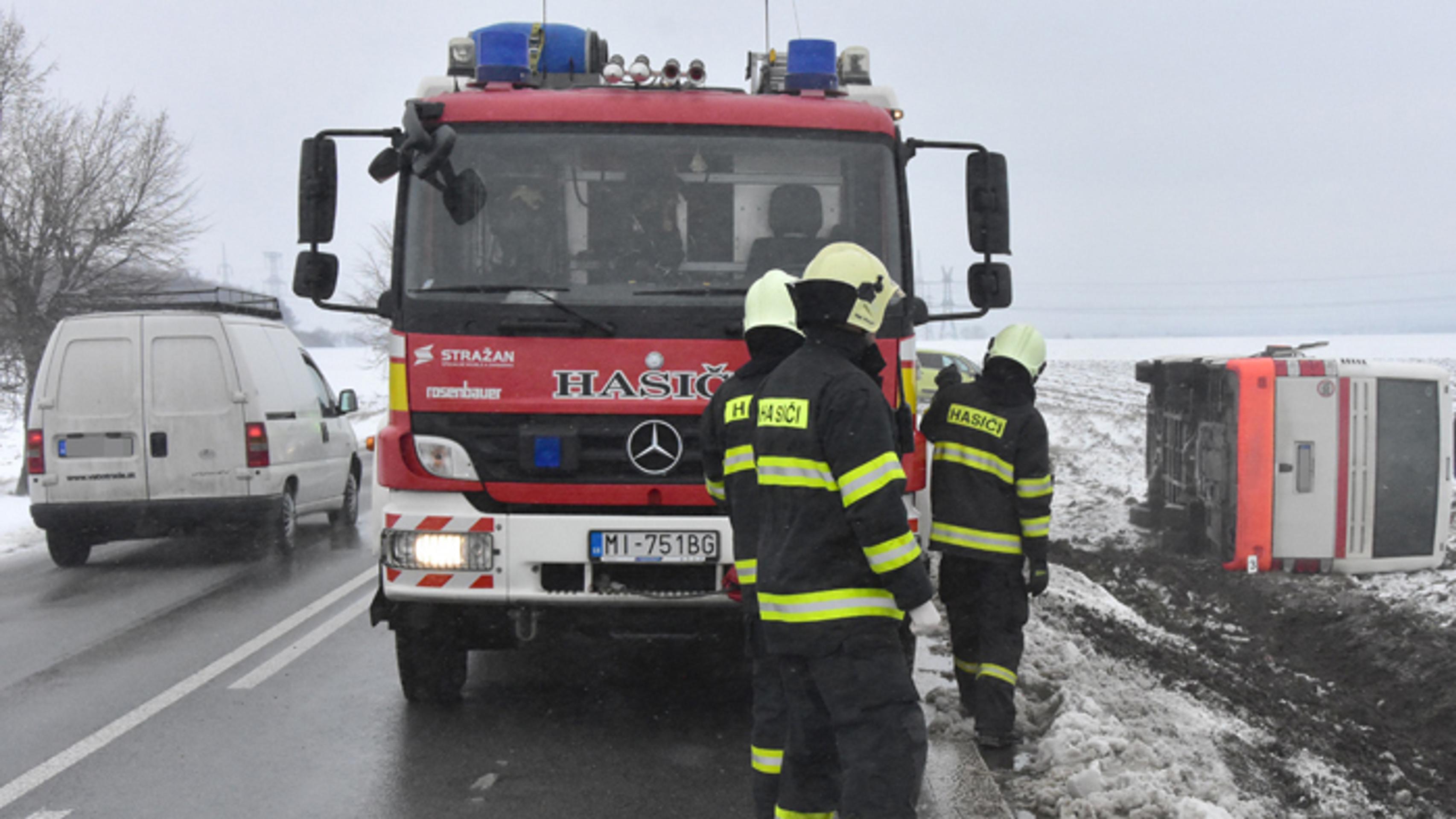 Nehoda autobusu medzi obcami Trhovište a Pozdišovce. 