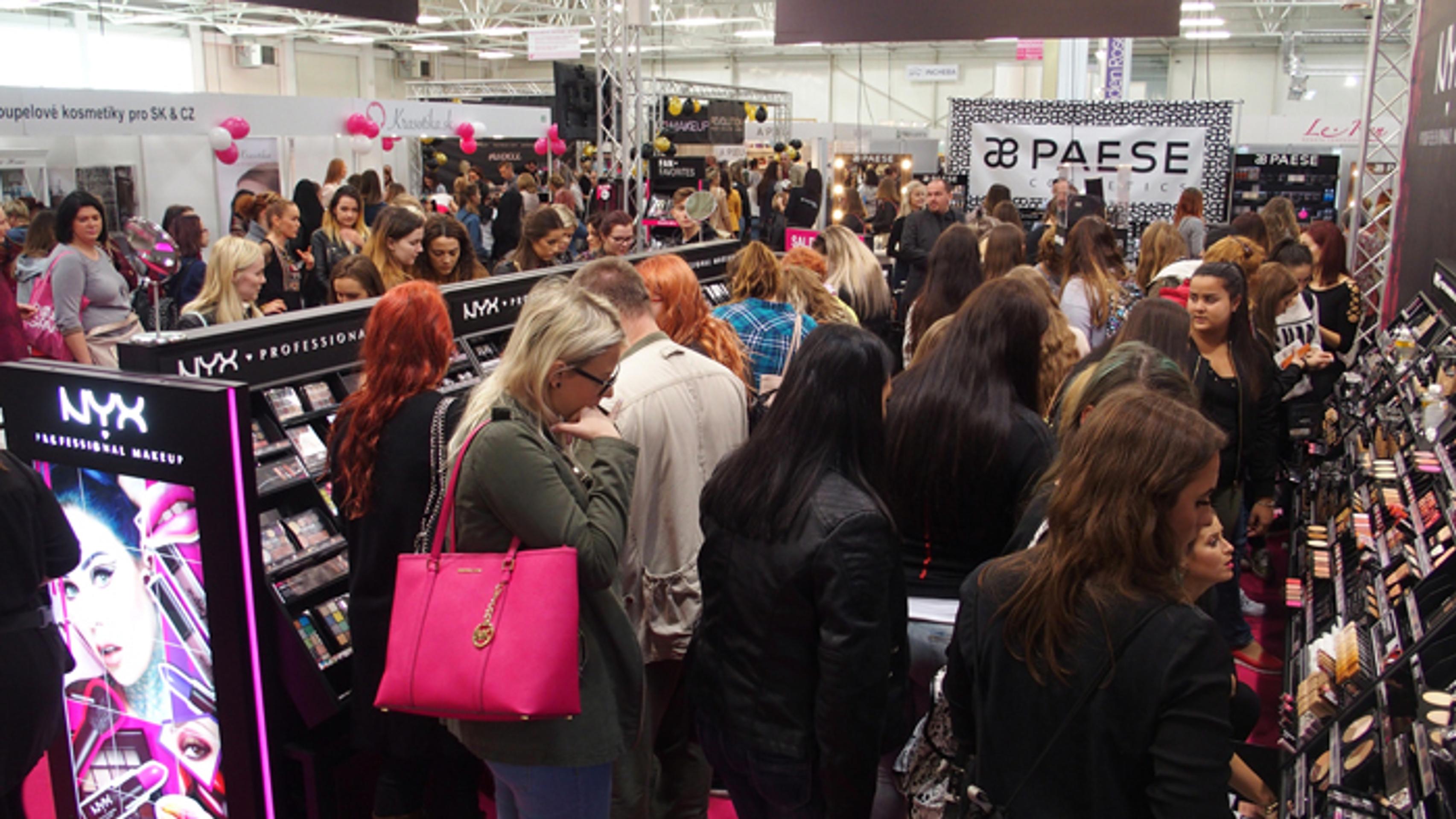 Archívna snímka z medzinárodného veľtrhu kozmetiky Interbeauty. 