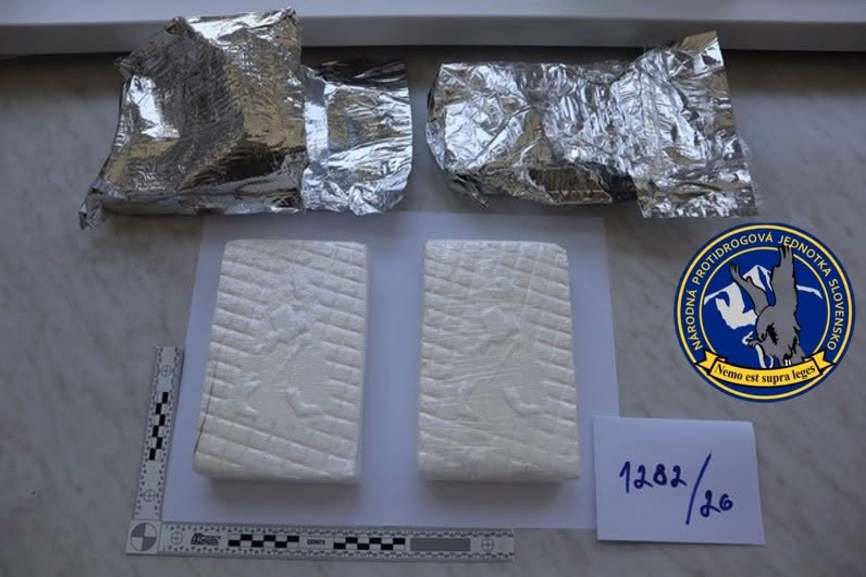 Polícia zhabala celkovo tri kilogramy.