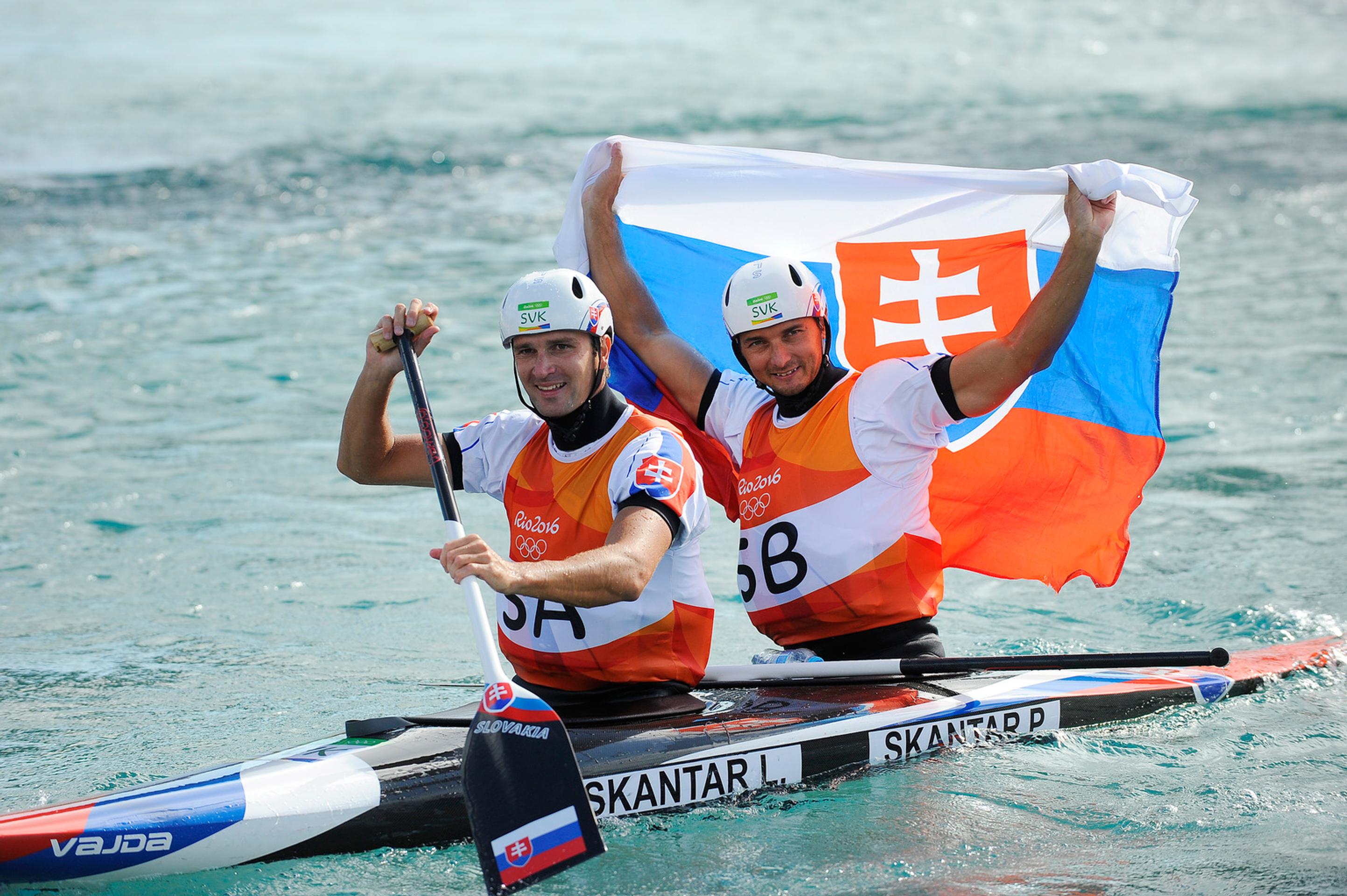 Slovensko má prvé olympijské zlato! Získali ho Škantárovci