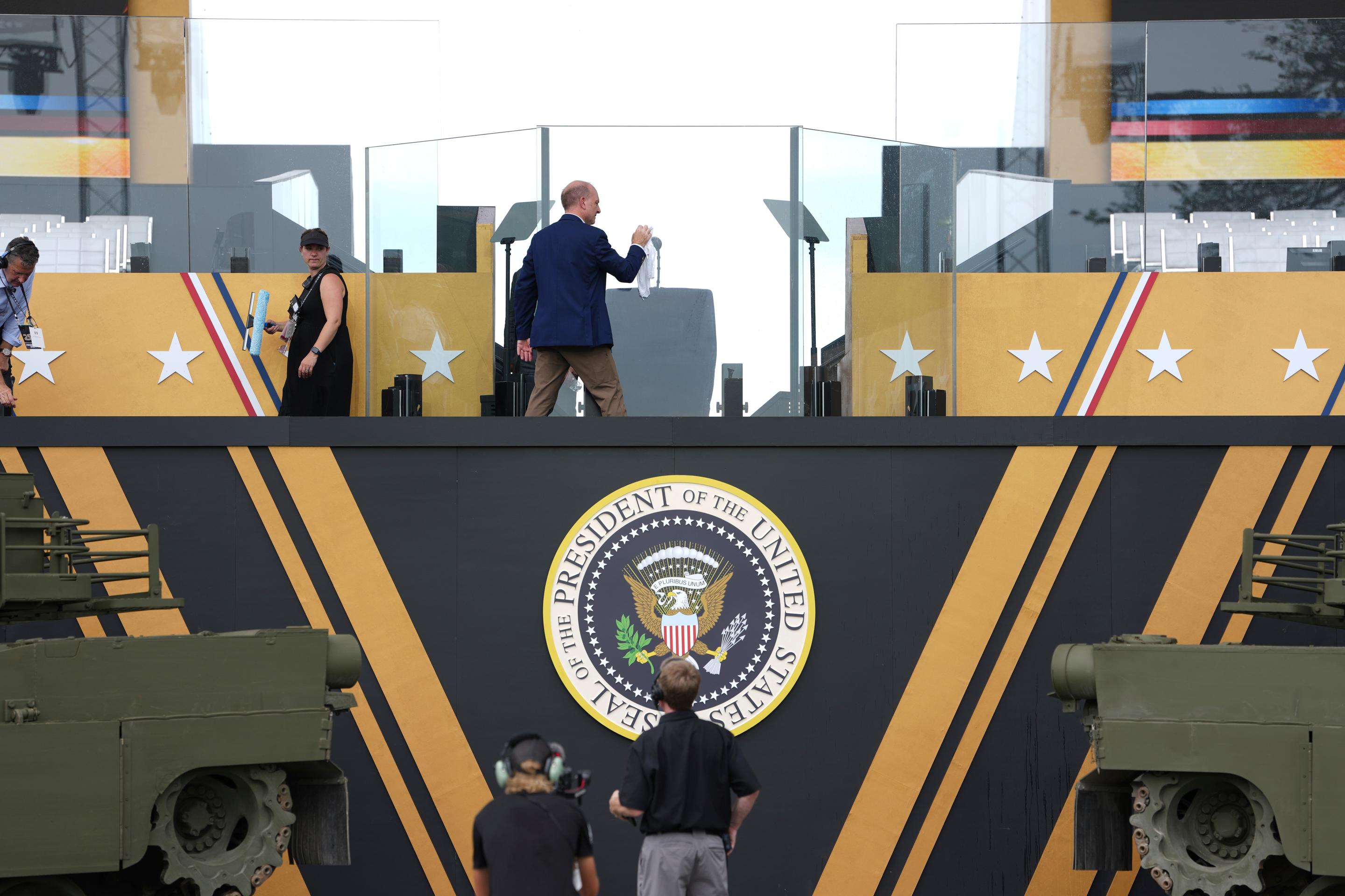 Trump_Military_Parade452498