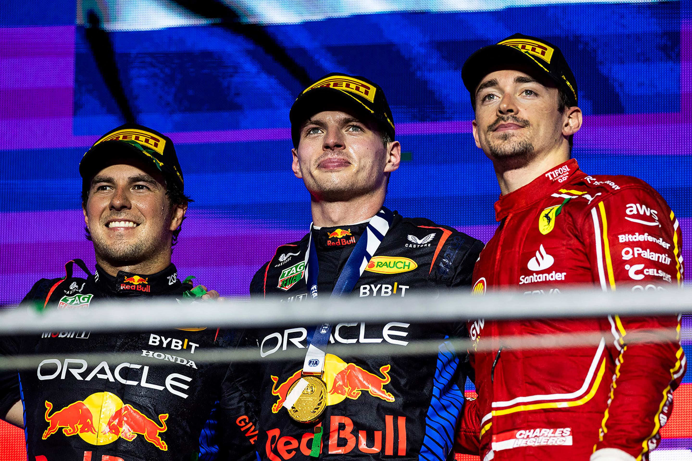 Pódium víťazov po VC Saudskej Arábie.