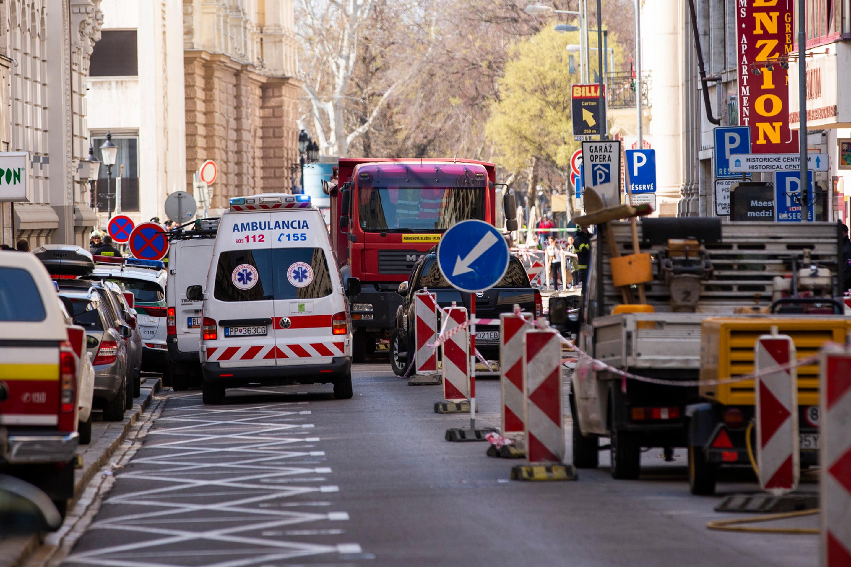 10000000_108716383645467_8182072540019989506_n.mp4