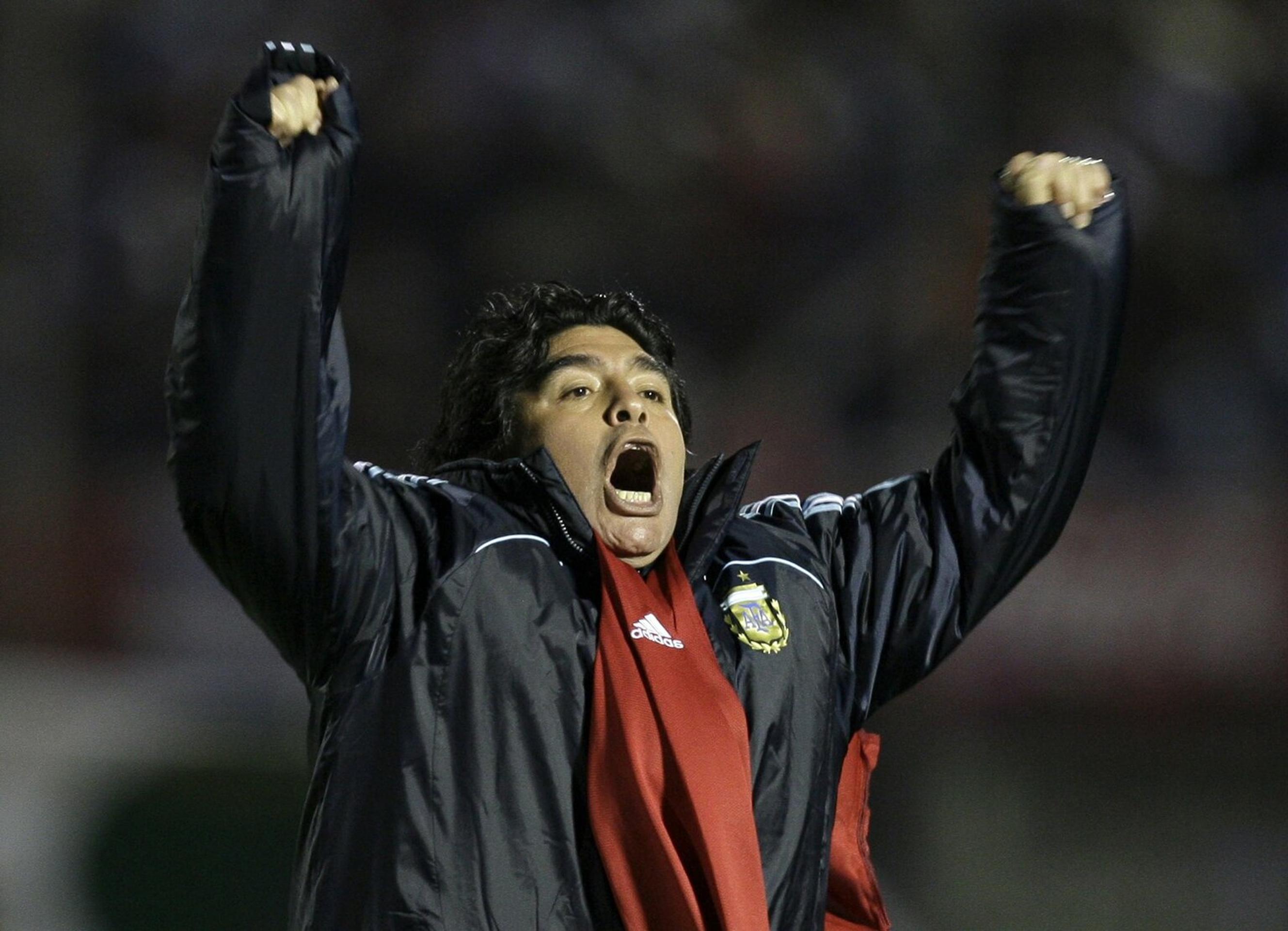 Maradona počas exhibície v auguste 2007.