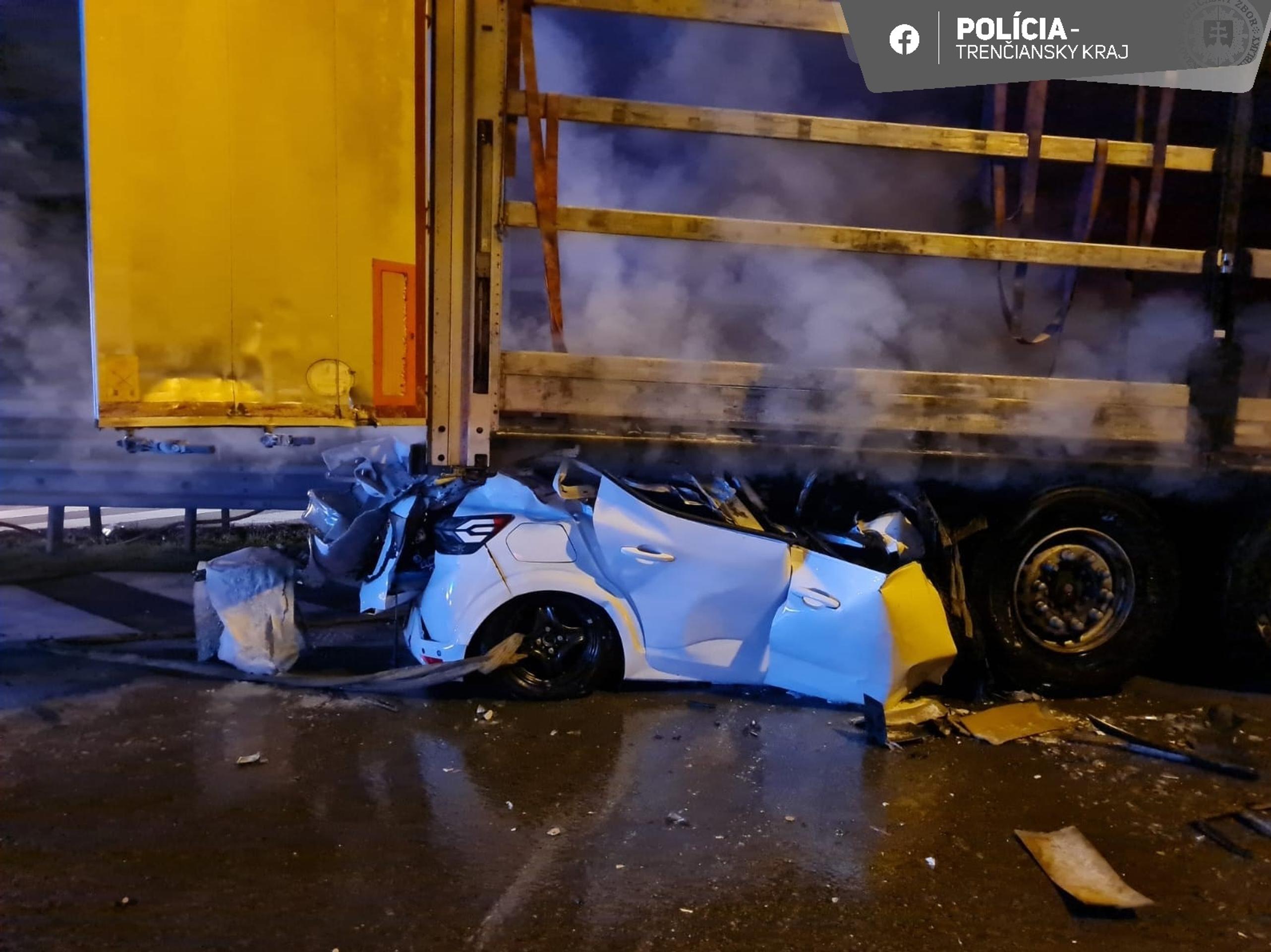 Mimoriadne tragická nehoda pri odpočívadle Sverepec.