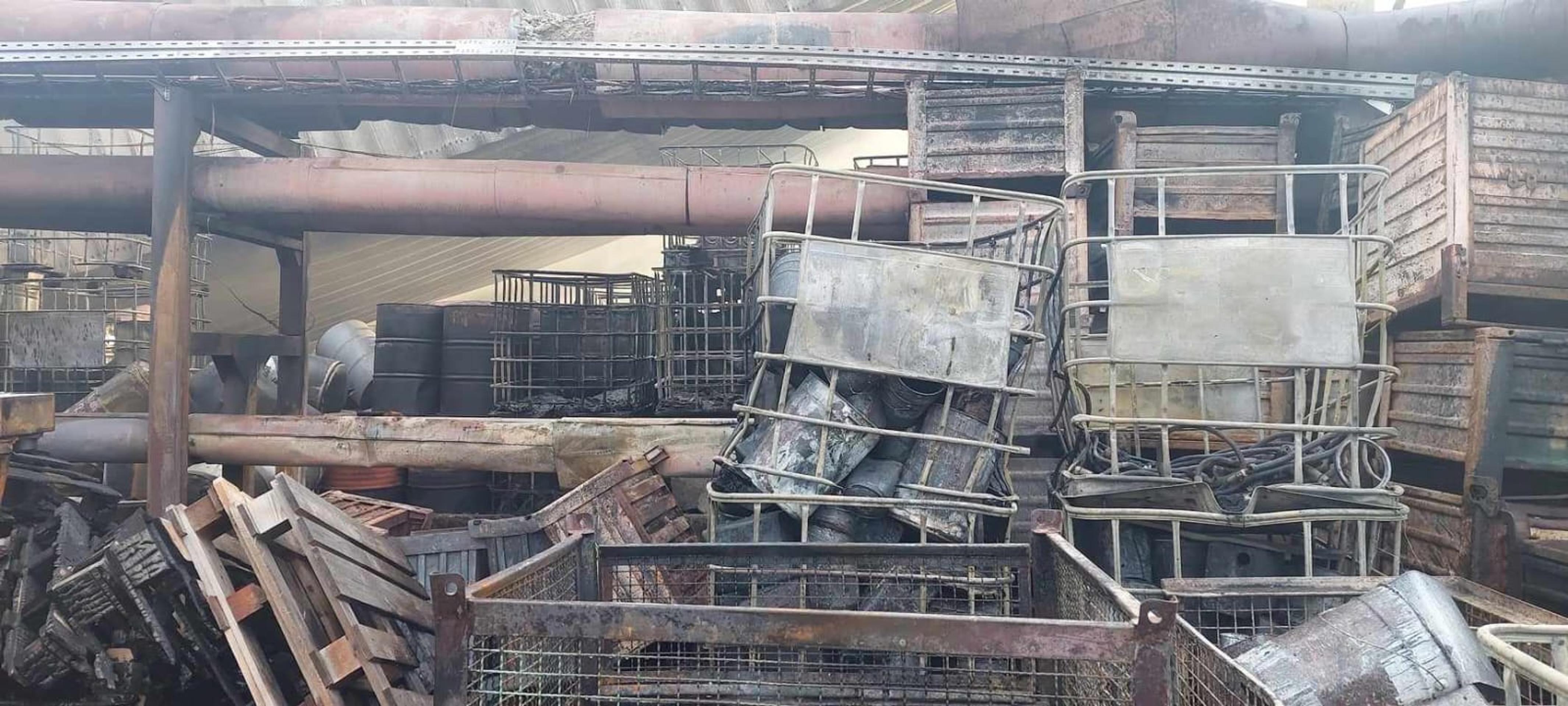 Spúšť po požiari.