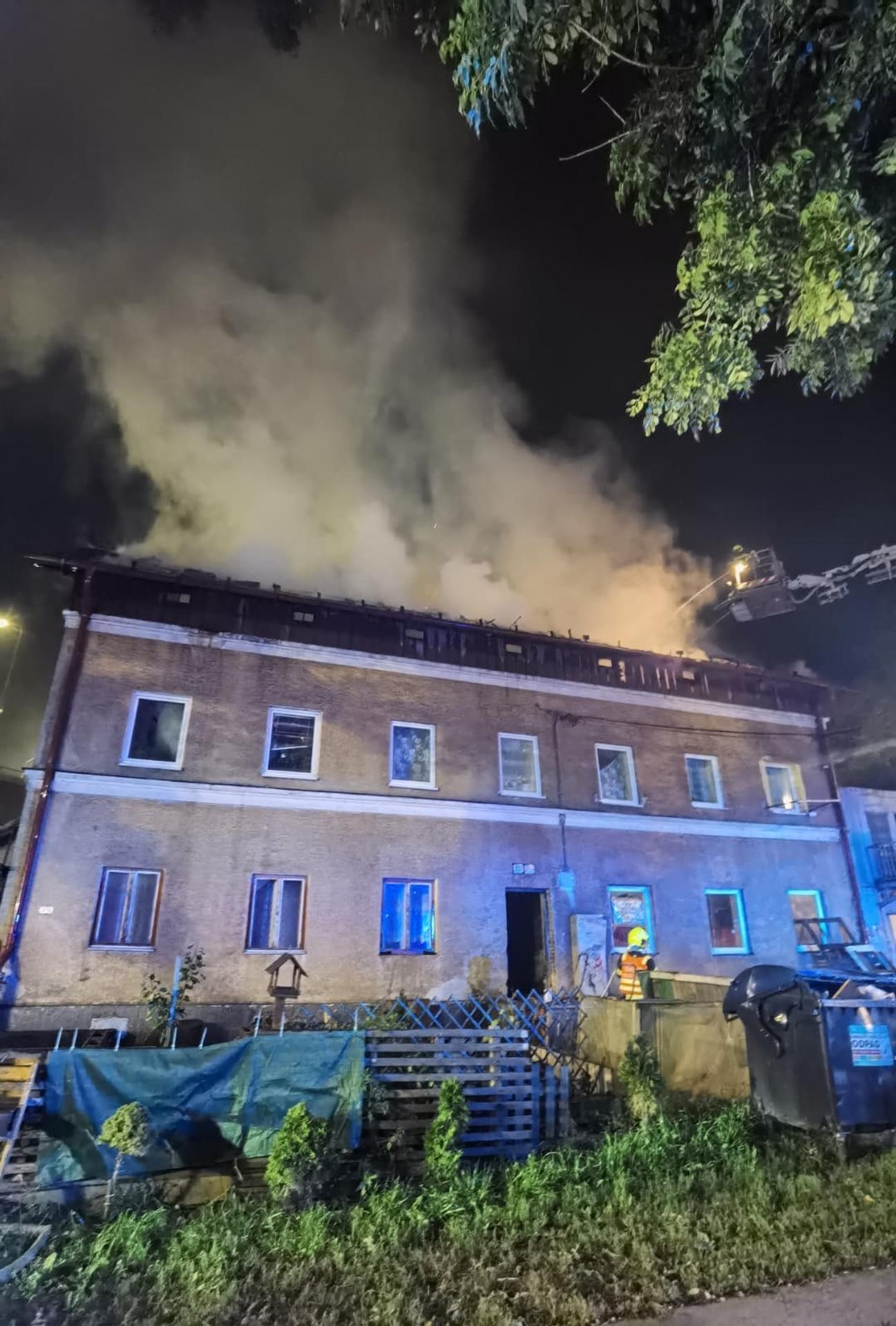 V Žiline horela bytovka