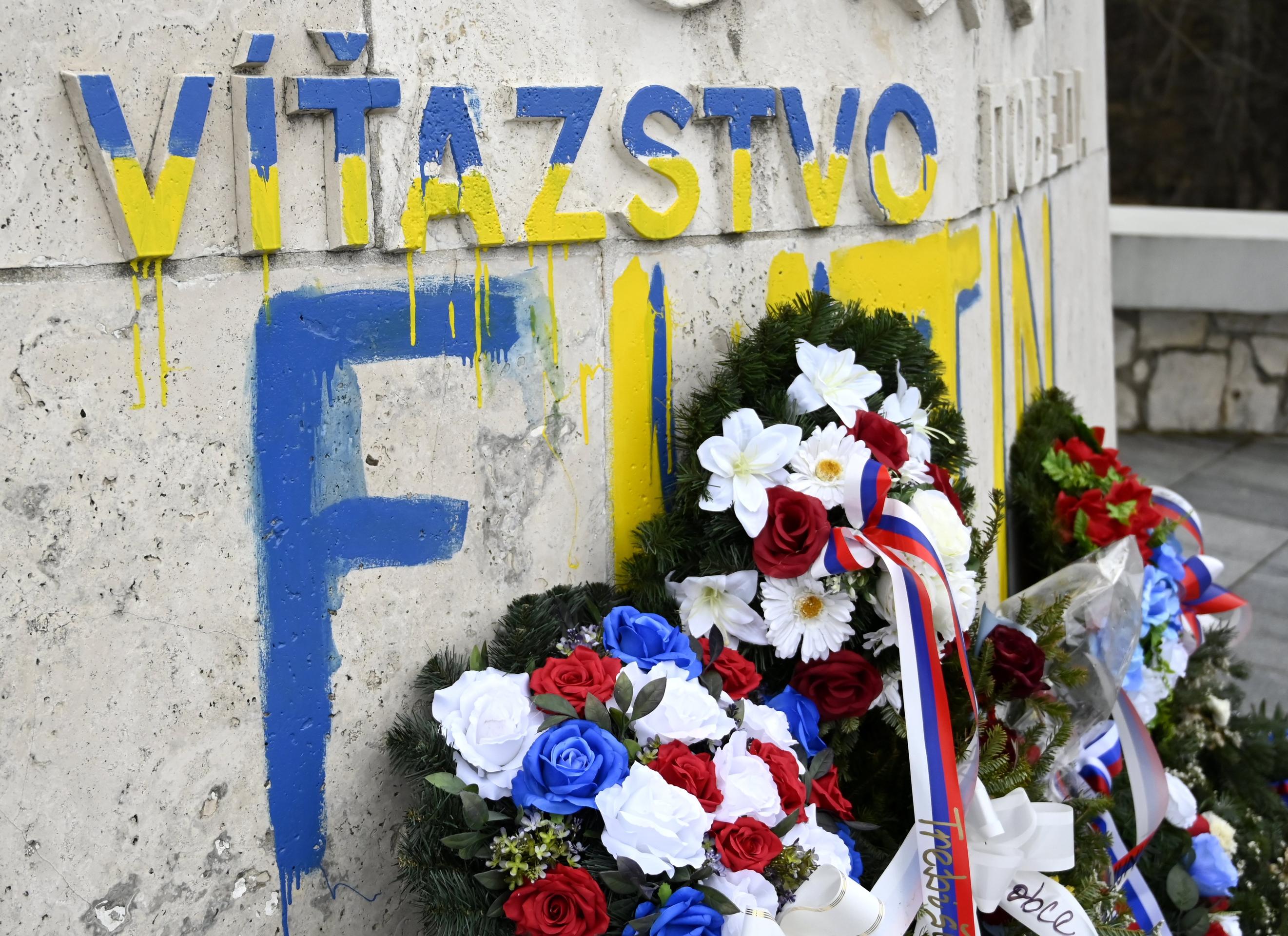 dargov_pamatnik_004105688