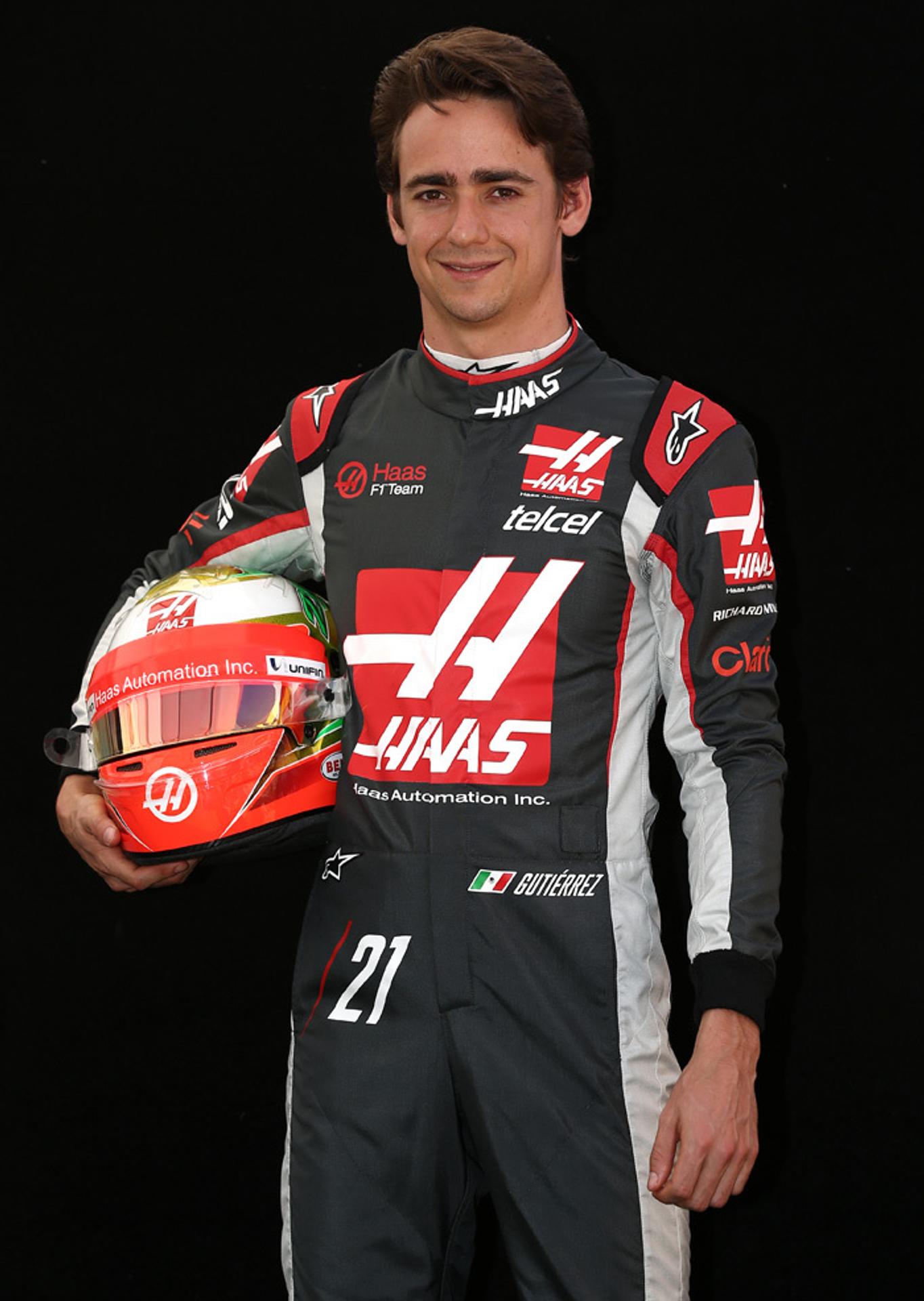 Mexický jazdec tímu Haas Esteban Gutierrez.