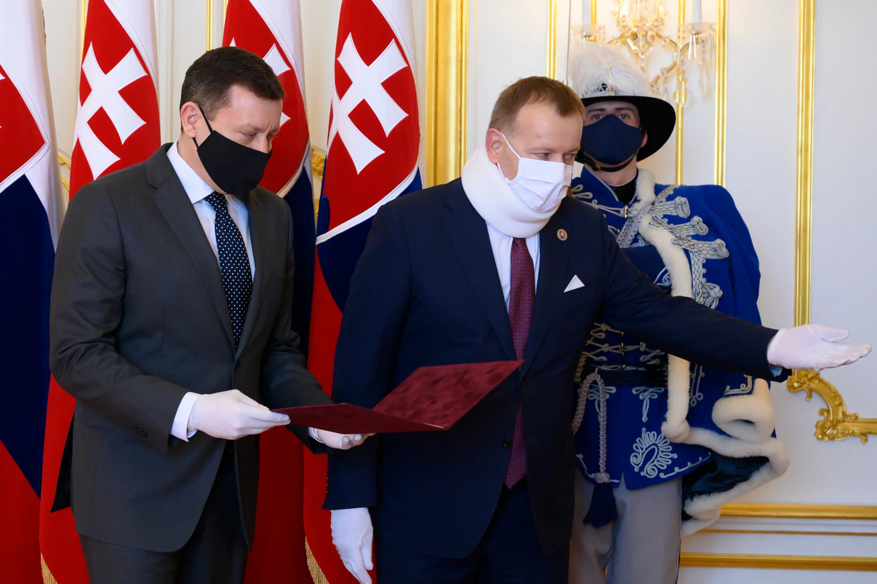 Vypúšťanie medveďov do divočiny sa vymklo spod kontroly.