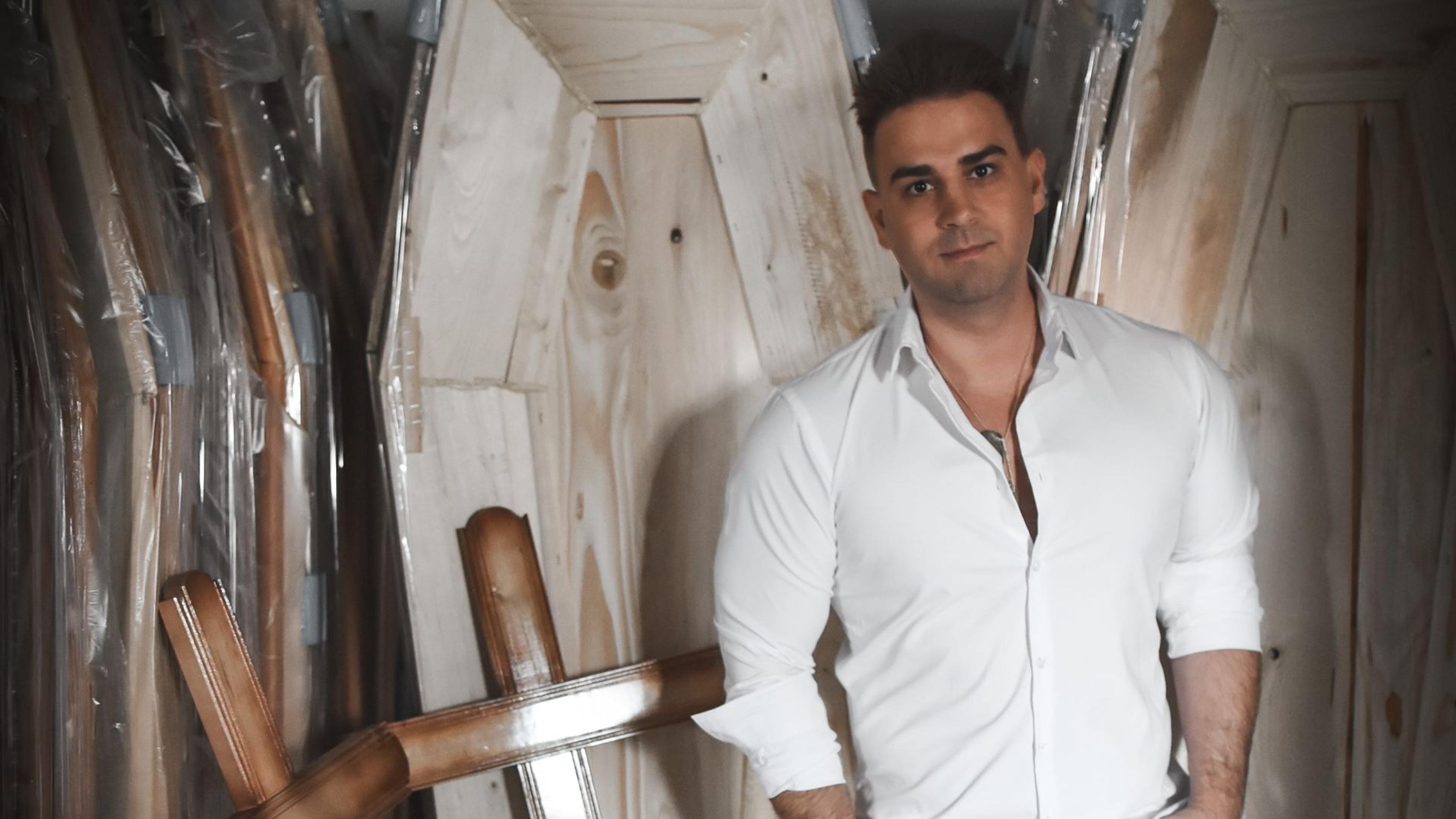 Pracovník rodinnej pohrebnej služby Tomáš Stríž