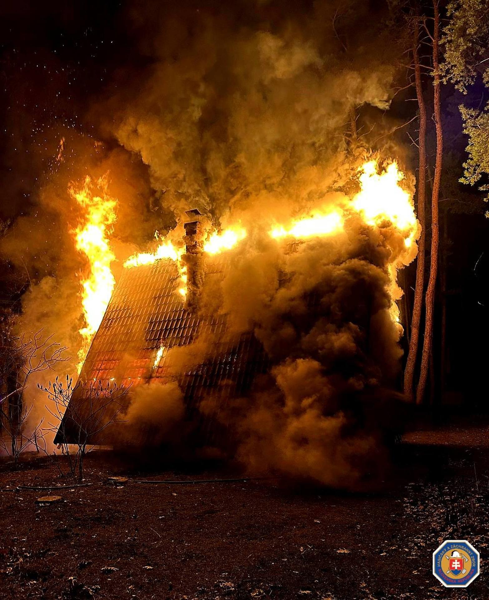  Požiar chaty v Borskom Svätom Jure