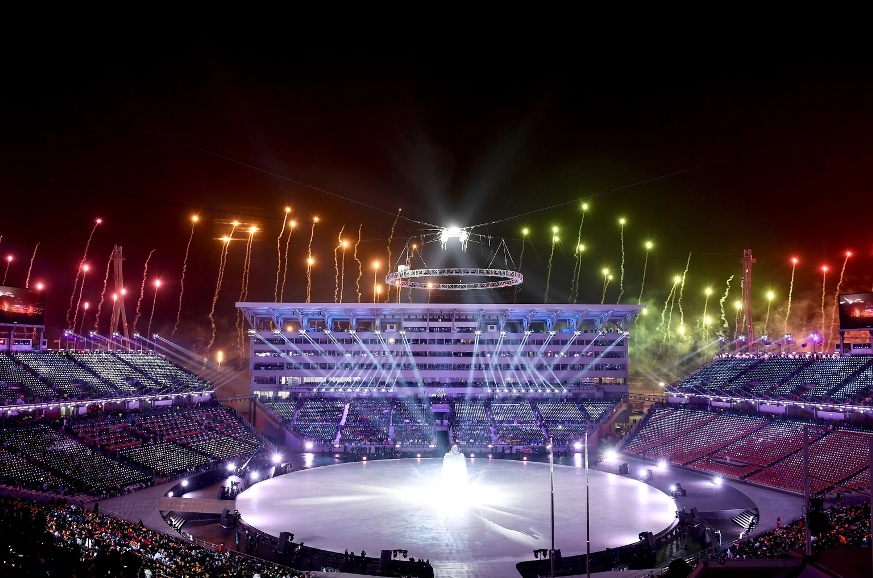 Deti účinkujú na otváracom ceremoniáli ZOH 2018.
