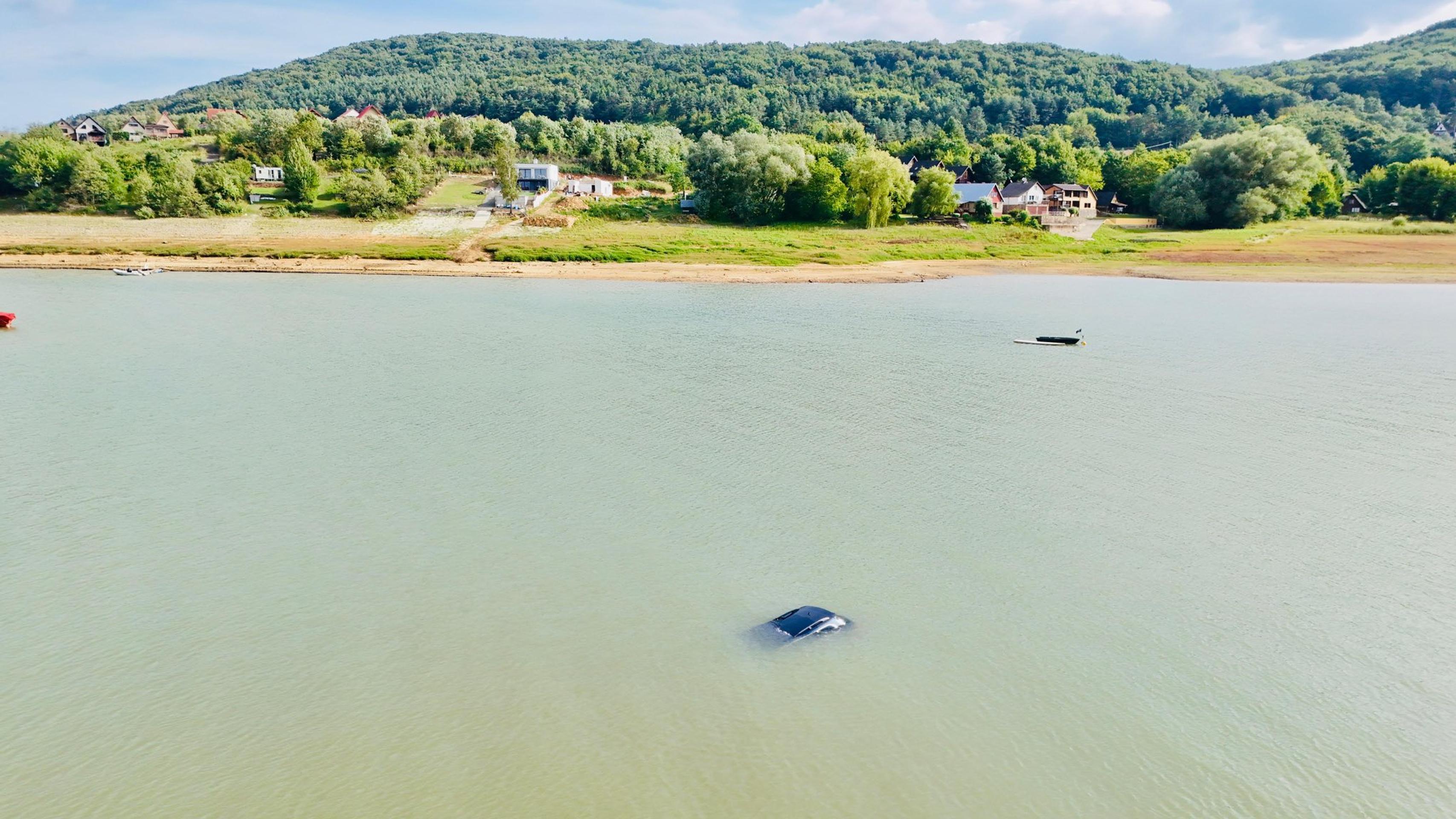 Auto skončilo v Domaši