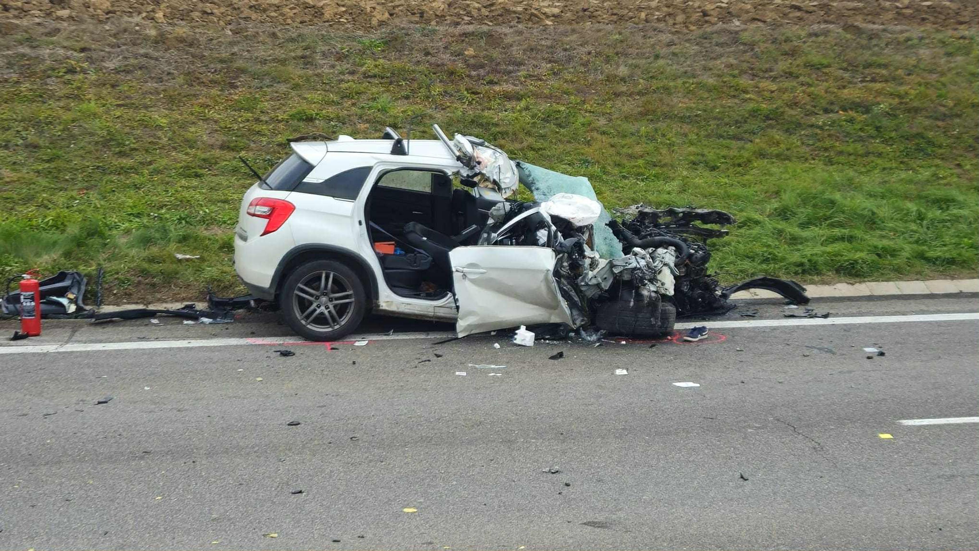 Kamión čelne vrazil do nič netušiacej rodiny v aute