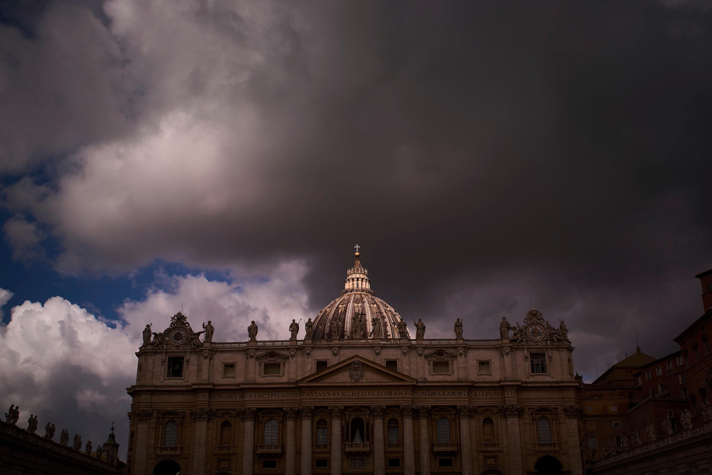 Vatikán očakáva nového pápeža