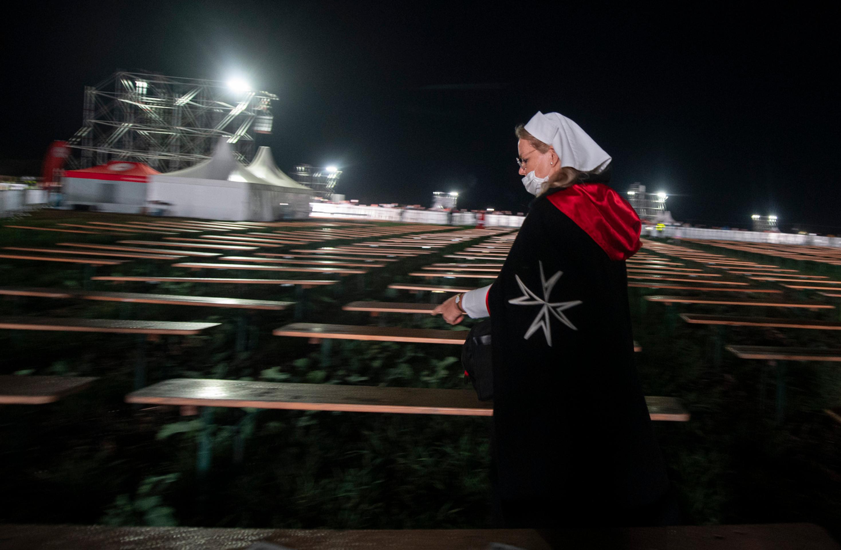 Priestranstvo pri Národnej svätyni v Šaštíne.
