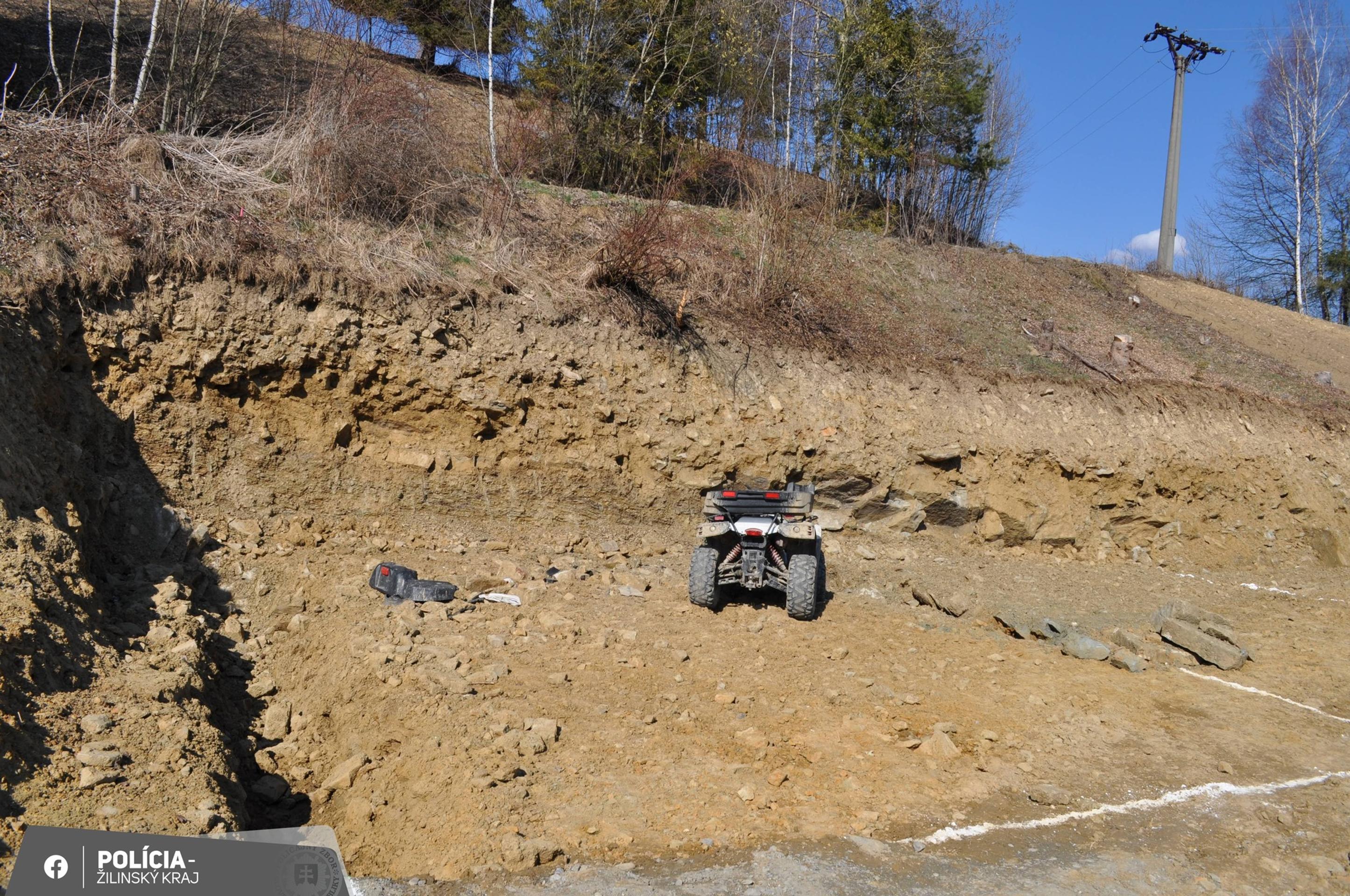 Nehoda na štvorkolke v Oravskej Jasenici.