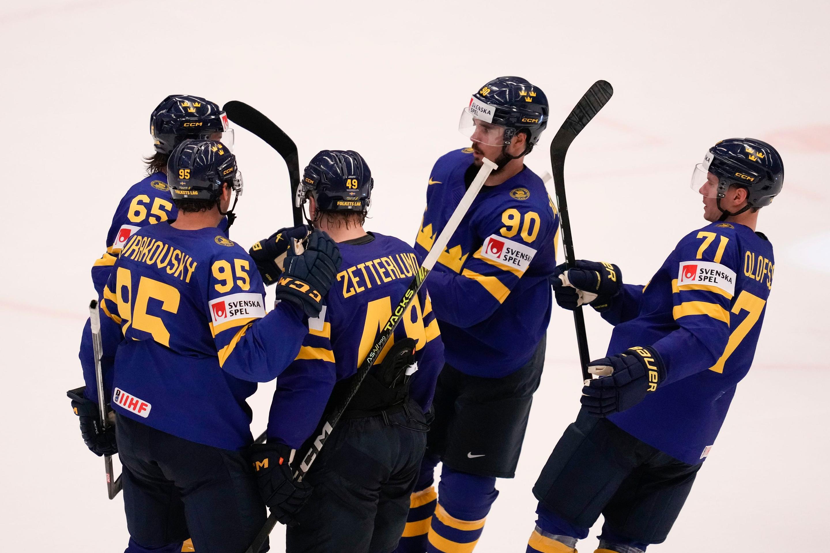 Švédska radosť z gólu do siete Slovenska na MS 2024.