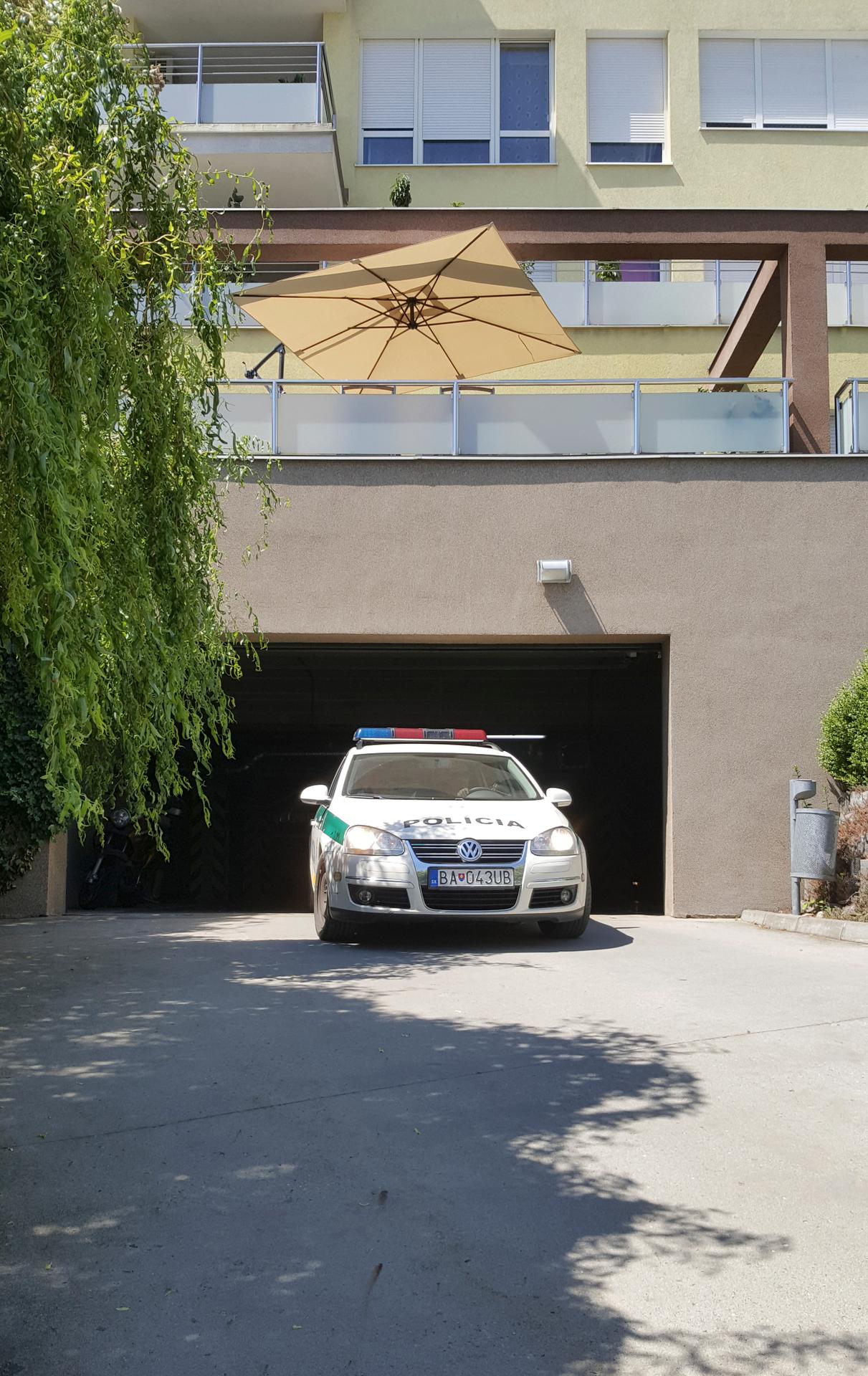 Policajná razia u podnikateľa Ladislava Bašternáka