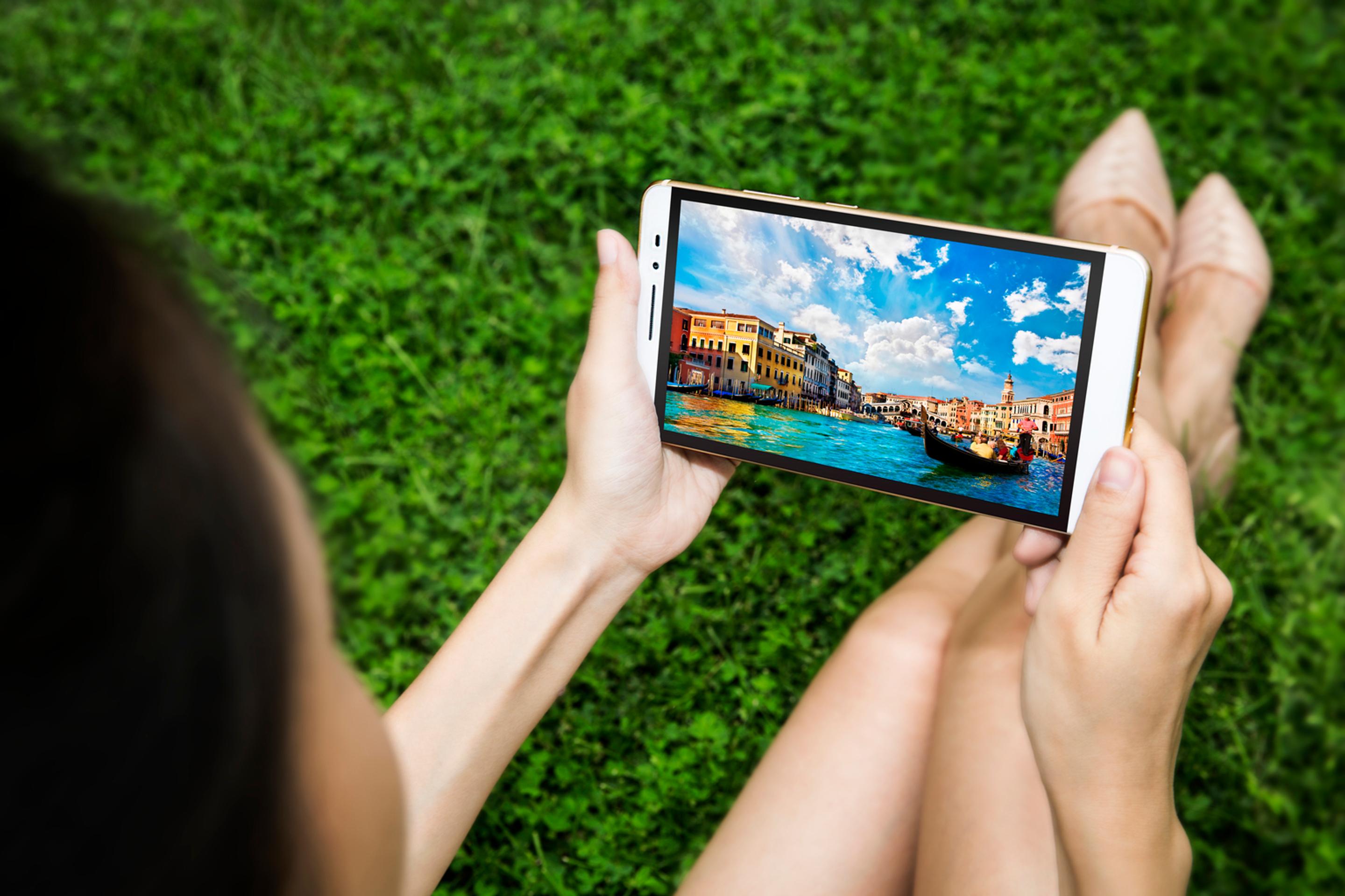 Lenovo posúva phablet smerom od smartfónov k tabletom