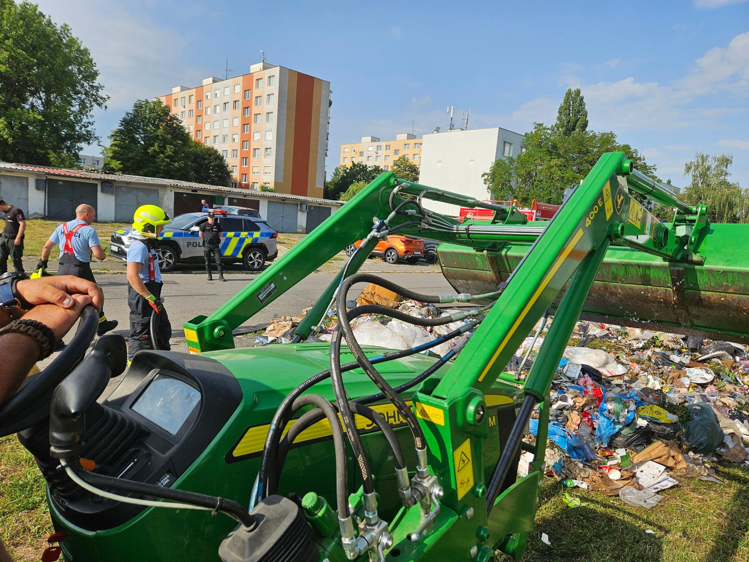 Požiar odpadu.