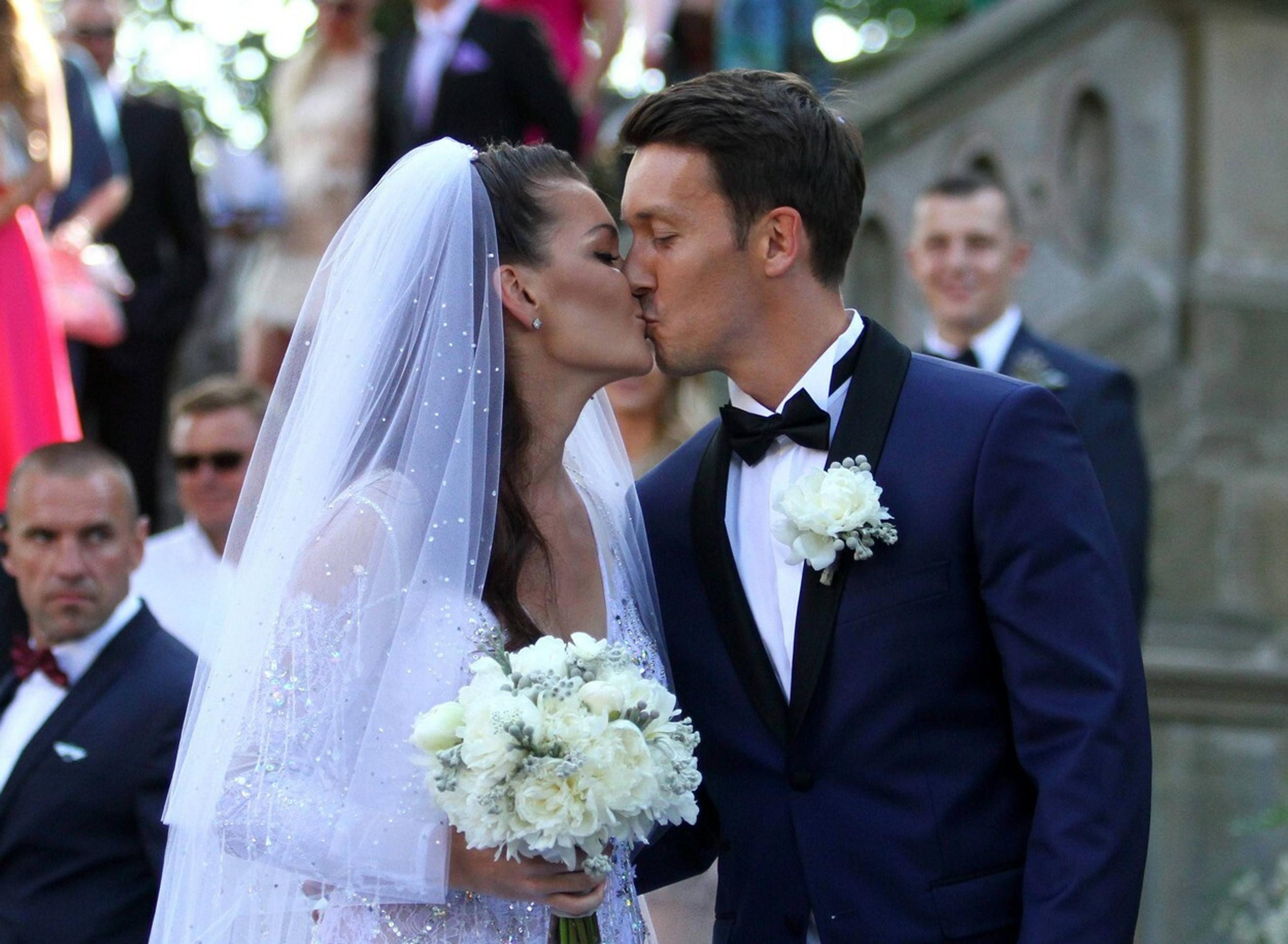 Ďalšia slávna tenistka je už pani. Bola krásna nevesta, ale šaty jej nesadli