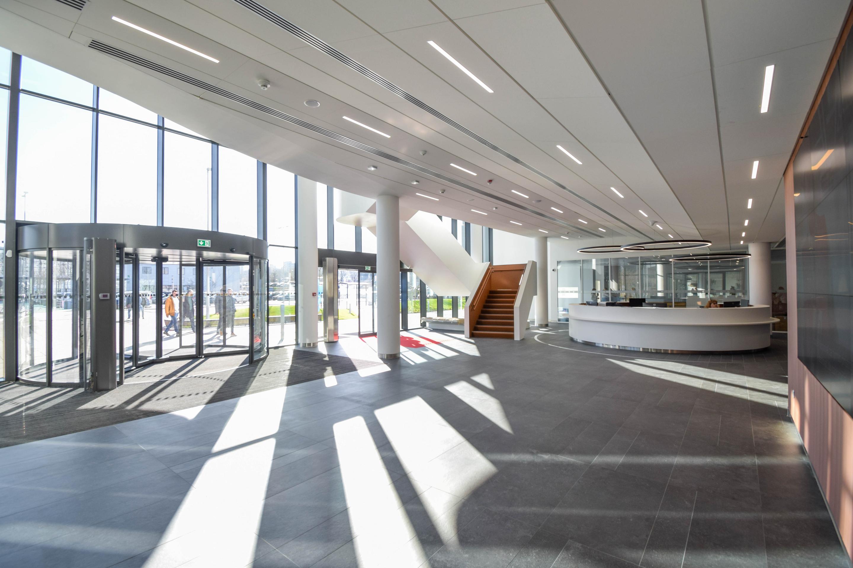 Vstupná hala nemocnice.