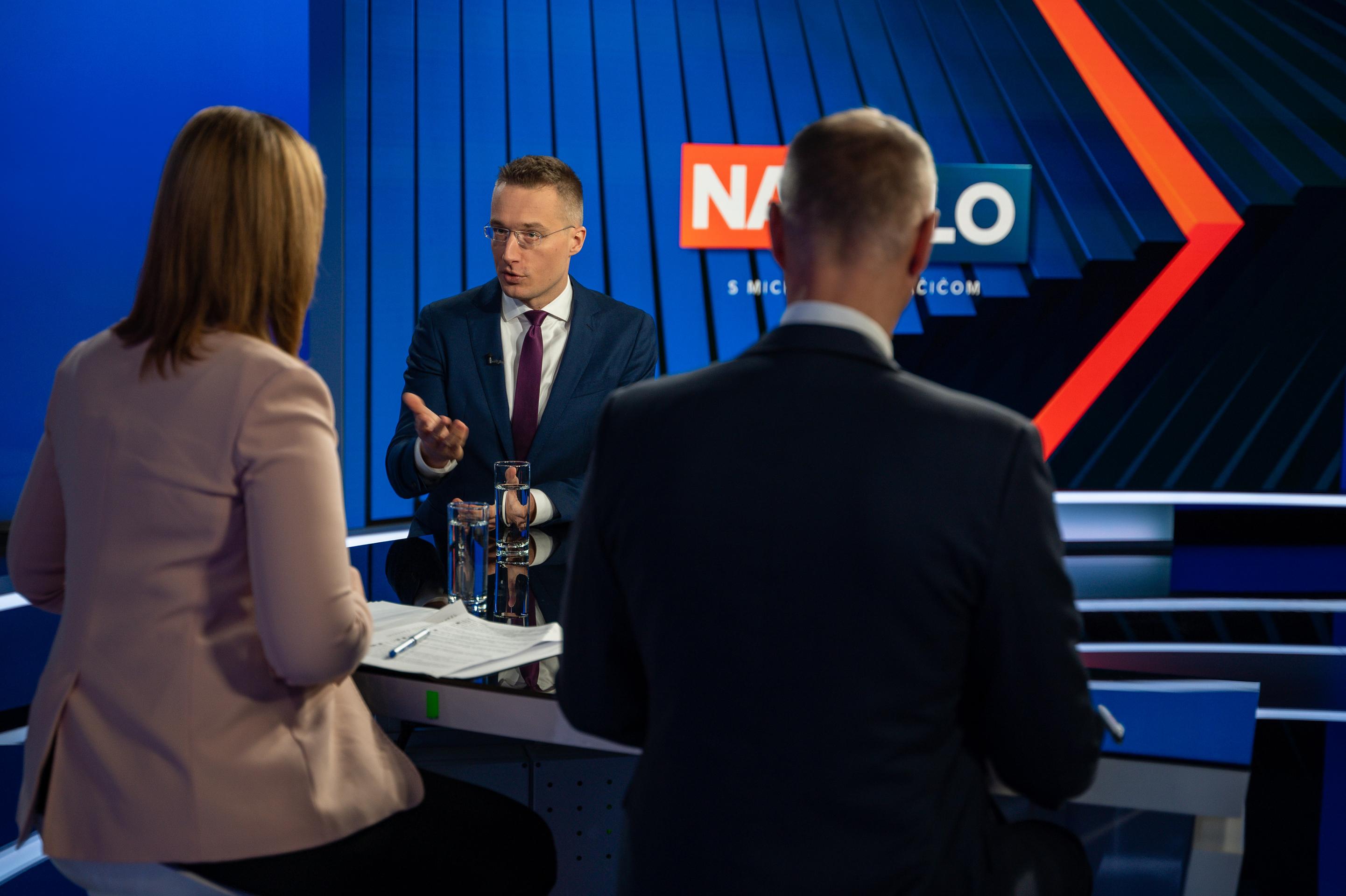 Relácia Na telo s Veronikou Remišovou a Richardom Rašim