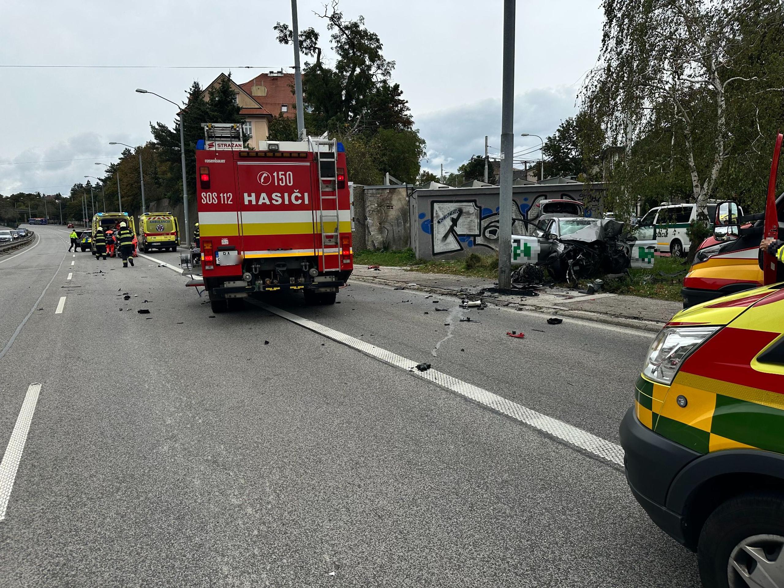 Nehoda na Pražskej v Bratislave.