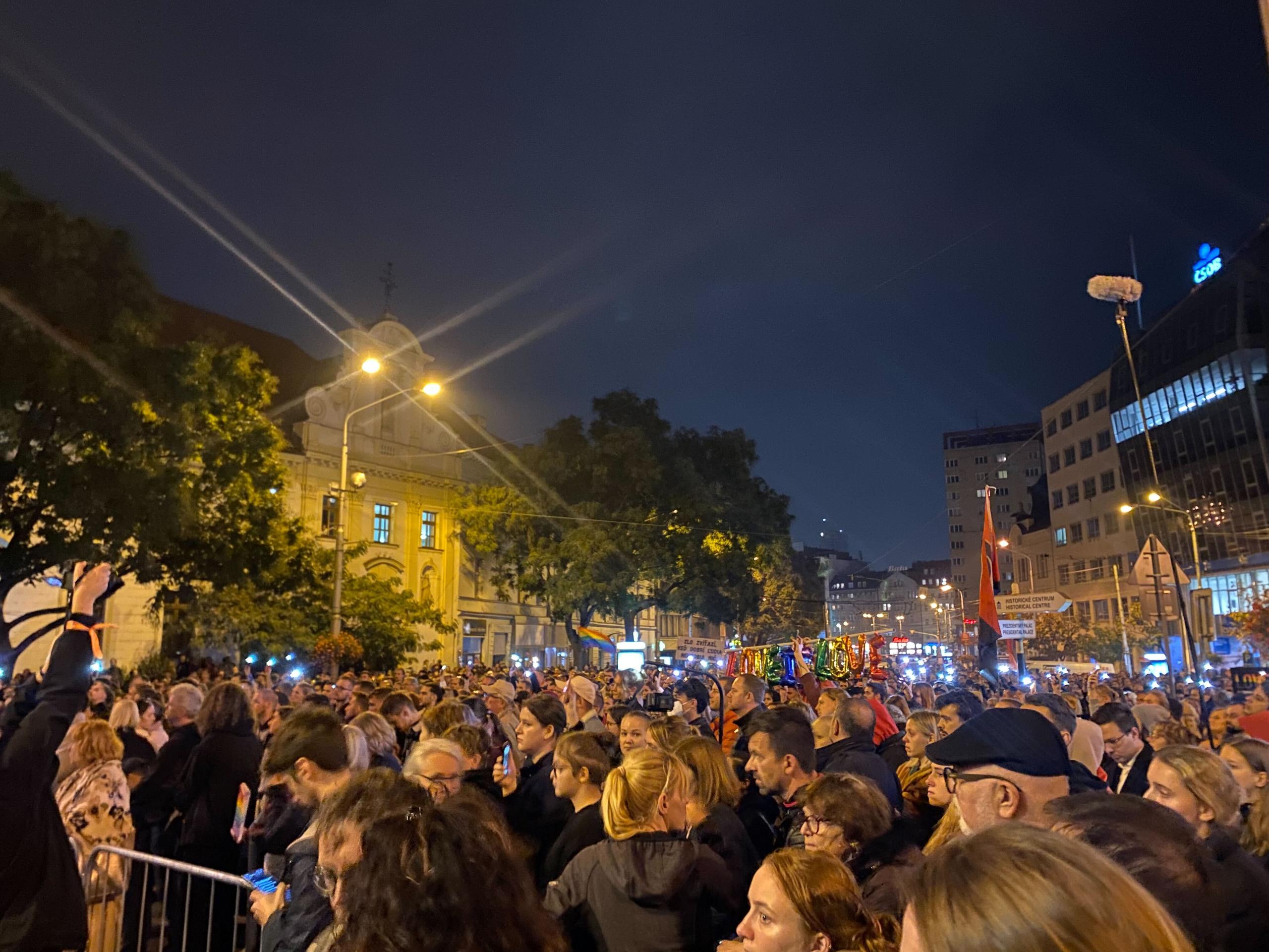 Zhromaždenie v Bratislave.